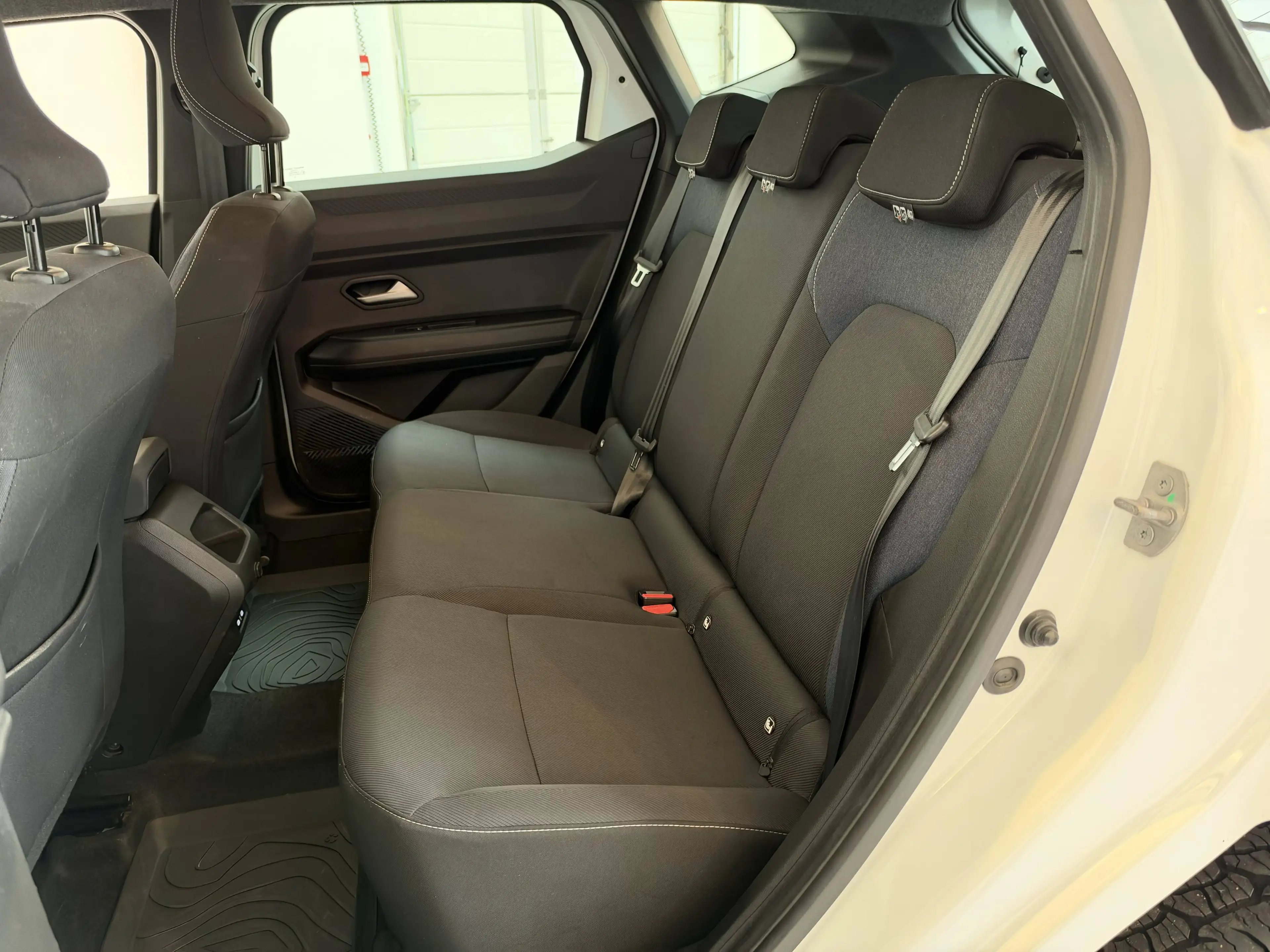 Dacia Duster Duster 1.2 TCe 4x4 Expression — photo 11