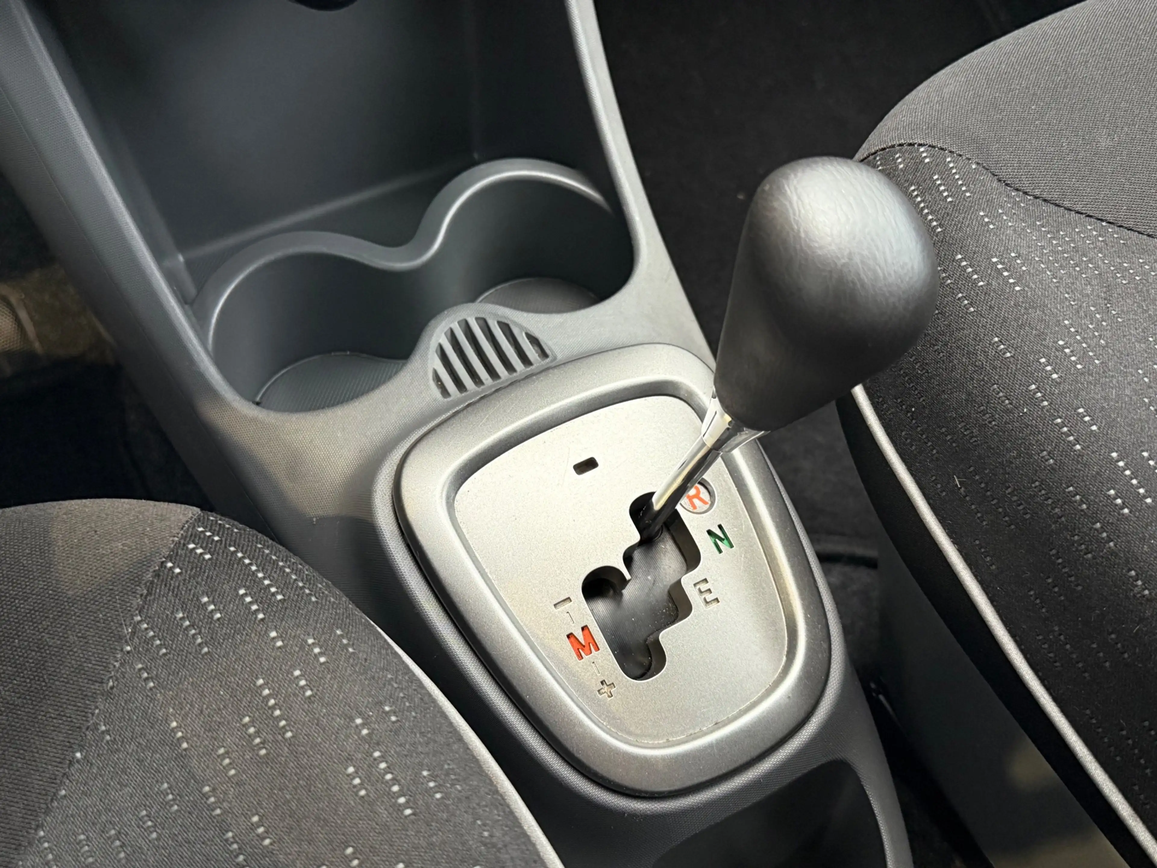 Peugeot 107 1.0-12V Millesim 200| AIRCO| NAP| APK — photo 6