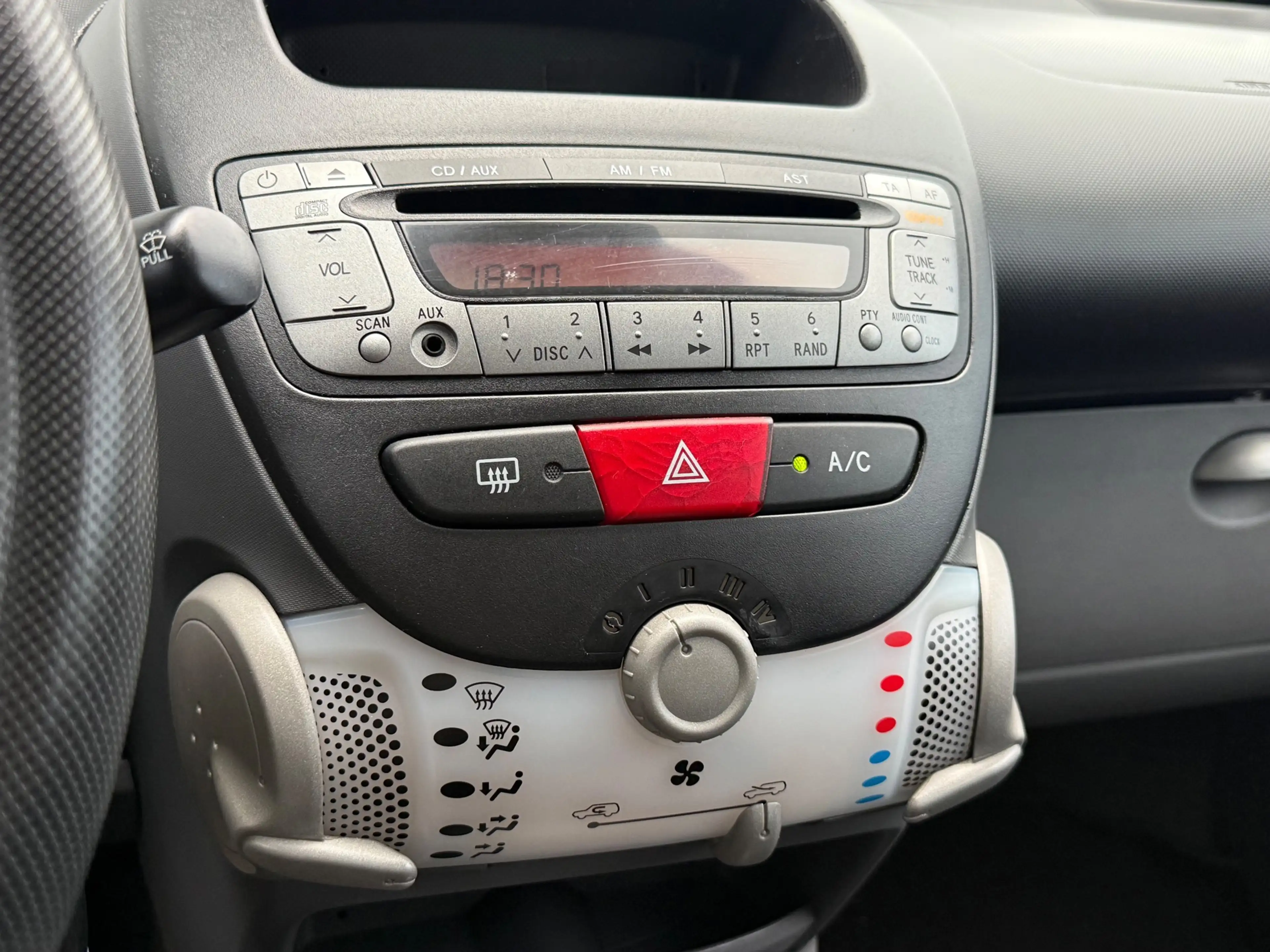 Peugeot 107 1.0-12V Millesim 200| AIRCO| NAP| APK — photo 5