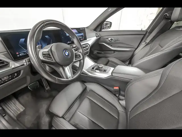 BMW 3 Series view 7