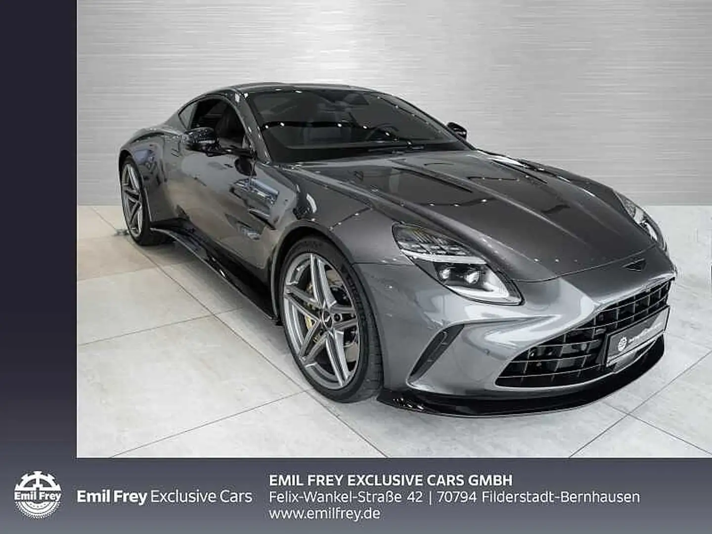 Aston Martin V8 Vantage Grau - 1