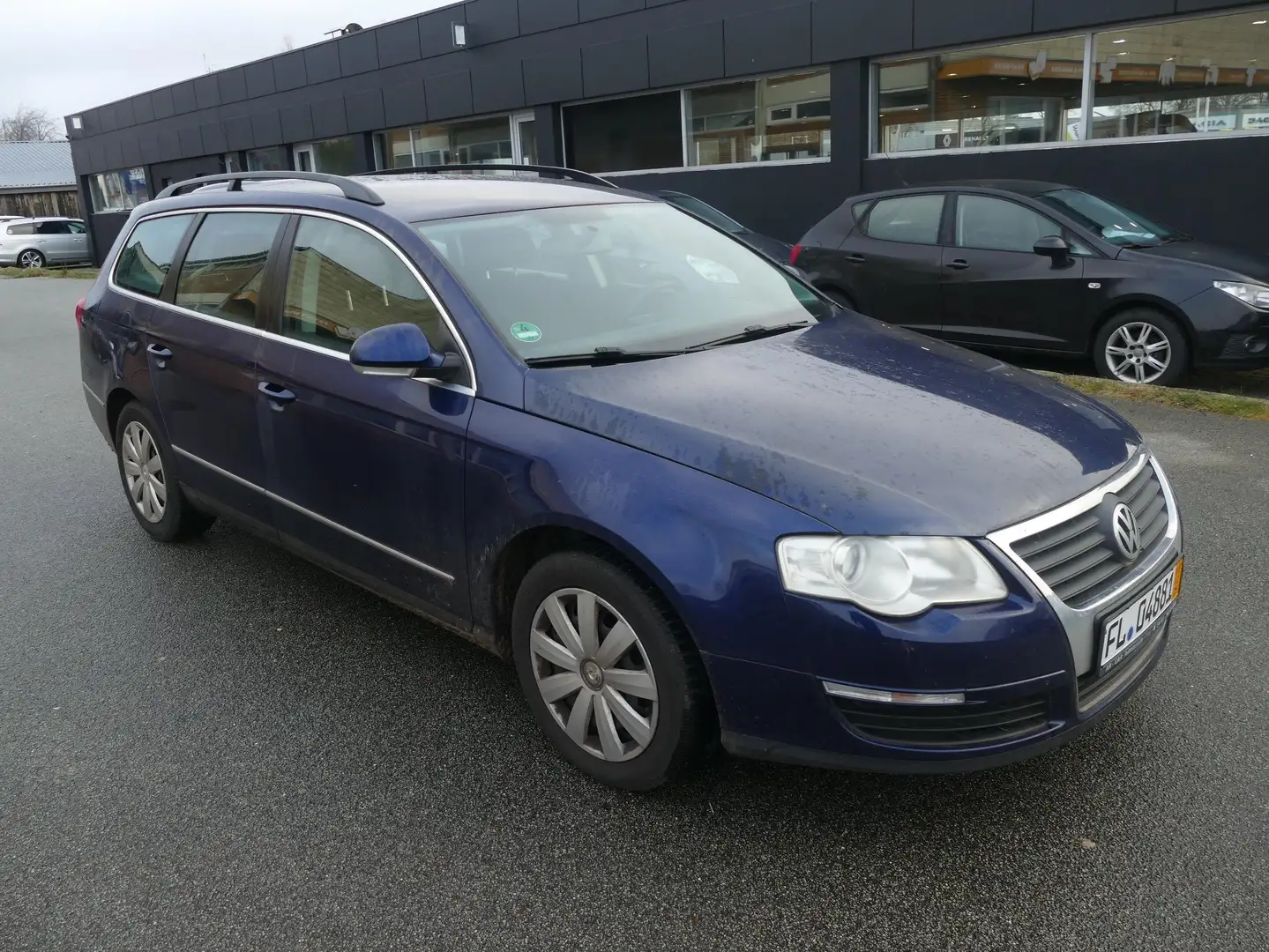 Volkswagen Passat Variant Komb 1.6 FSI Klimaautomatik HU/AU 11/2026 Blau - 2