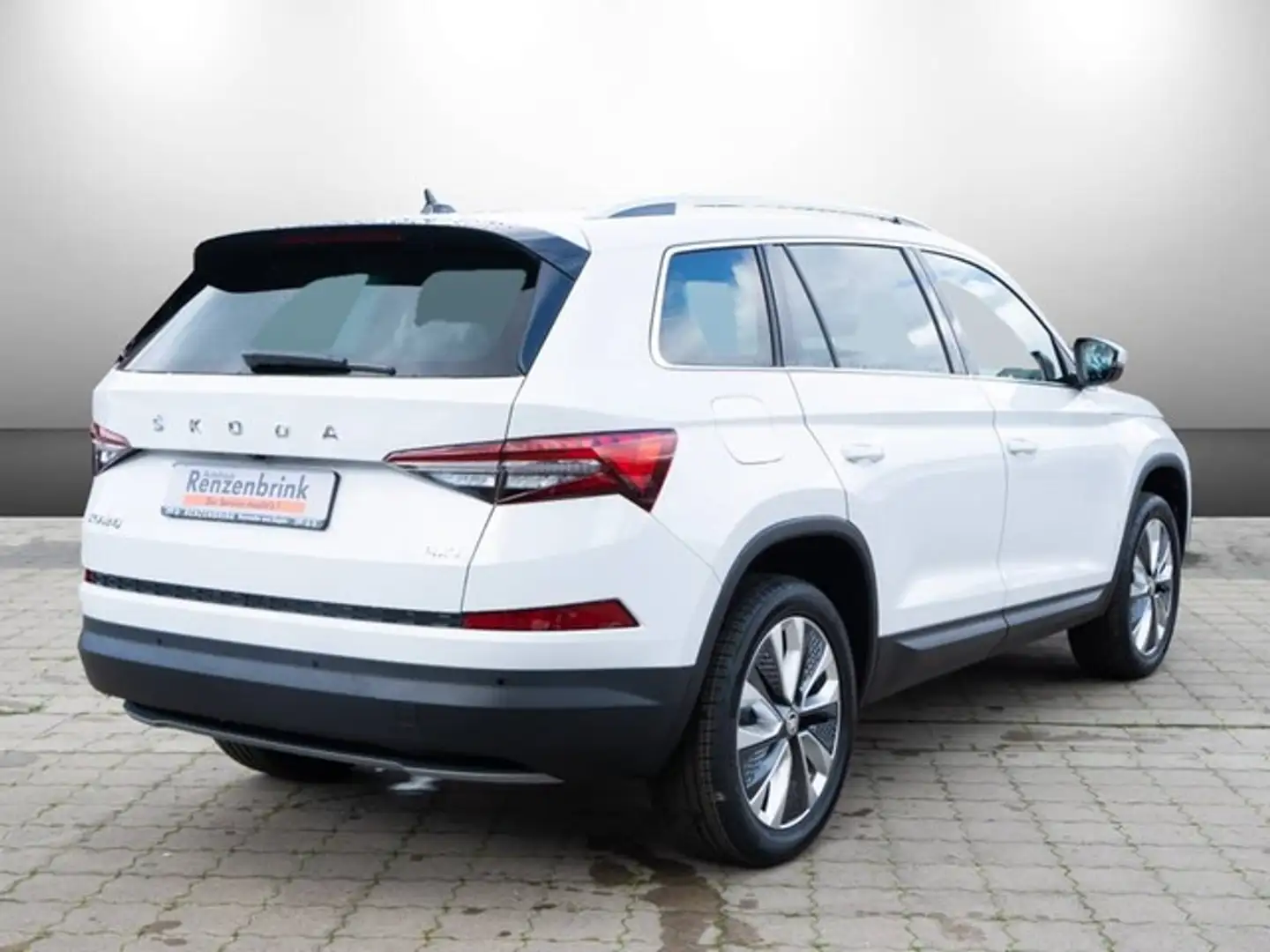 Skoda Kodiaq 2.0 TSI Style 4x4 360°+AHK+STANDHZG Weiß - 2