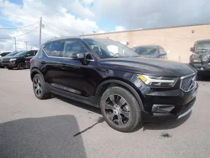  2020 Volvo XC40 T5 Inscription AWD   