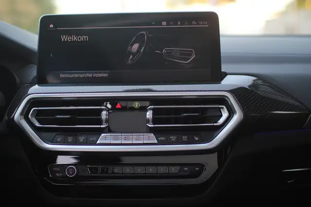 BMW X3 view 26