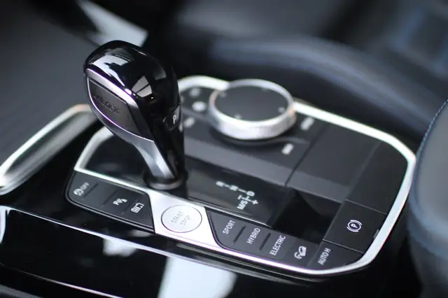 BMW X3 view 22