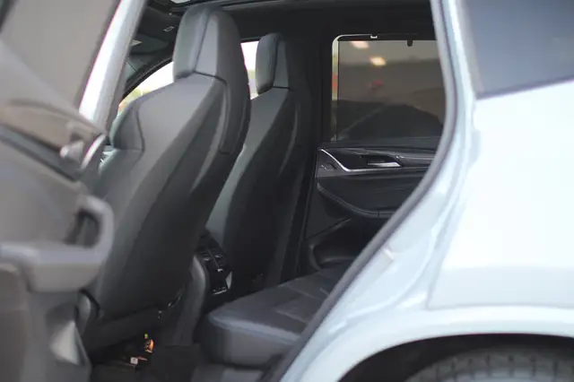 BMW X3 view 23