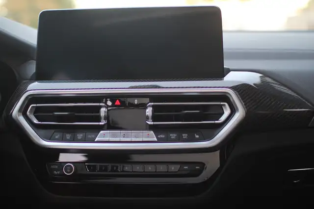 BMW X3 view 25