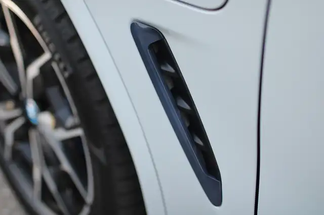 BMW X3 view 7