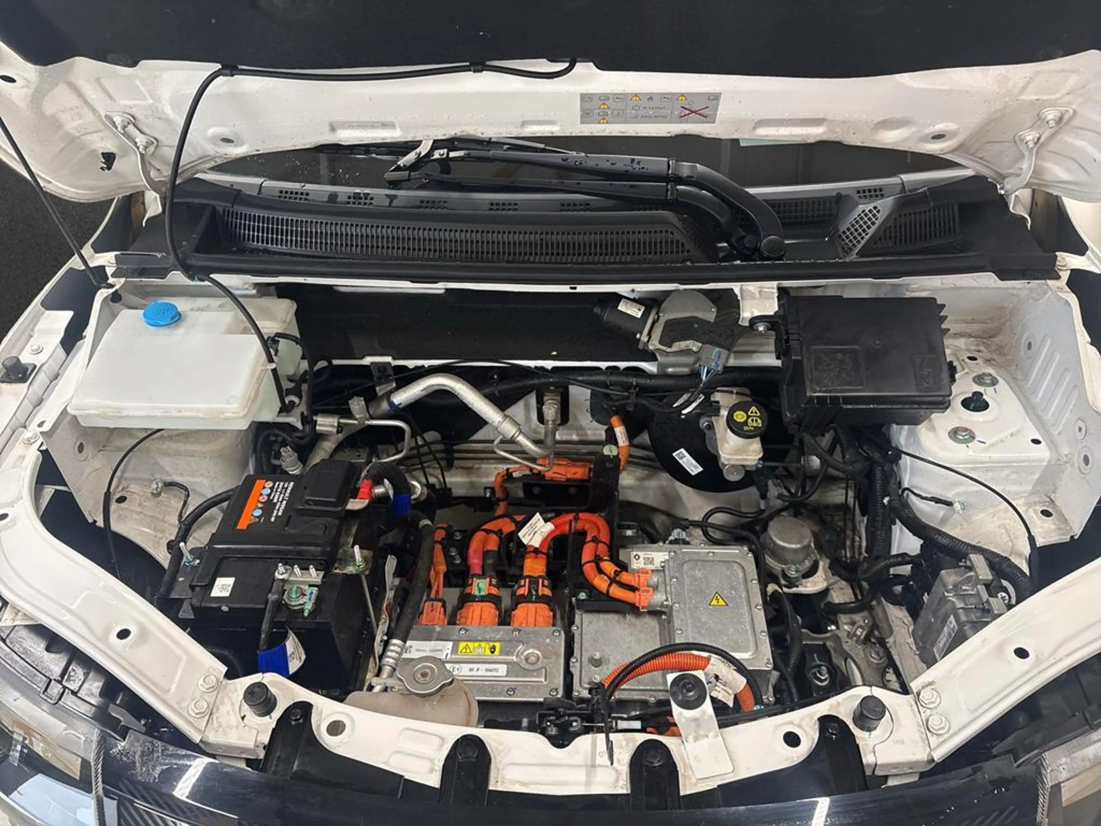 Dacia Spring Electric 45 Essential — photo 5