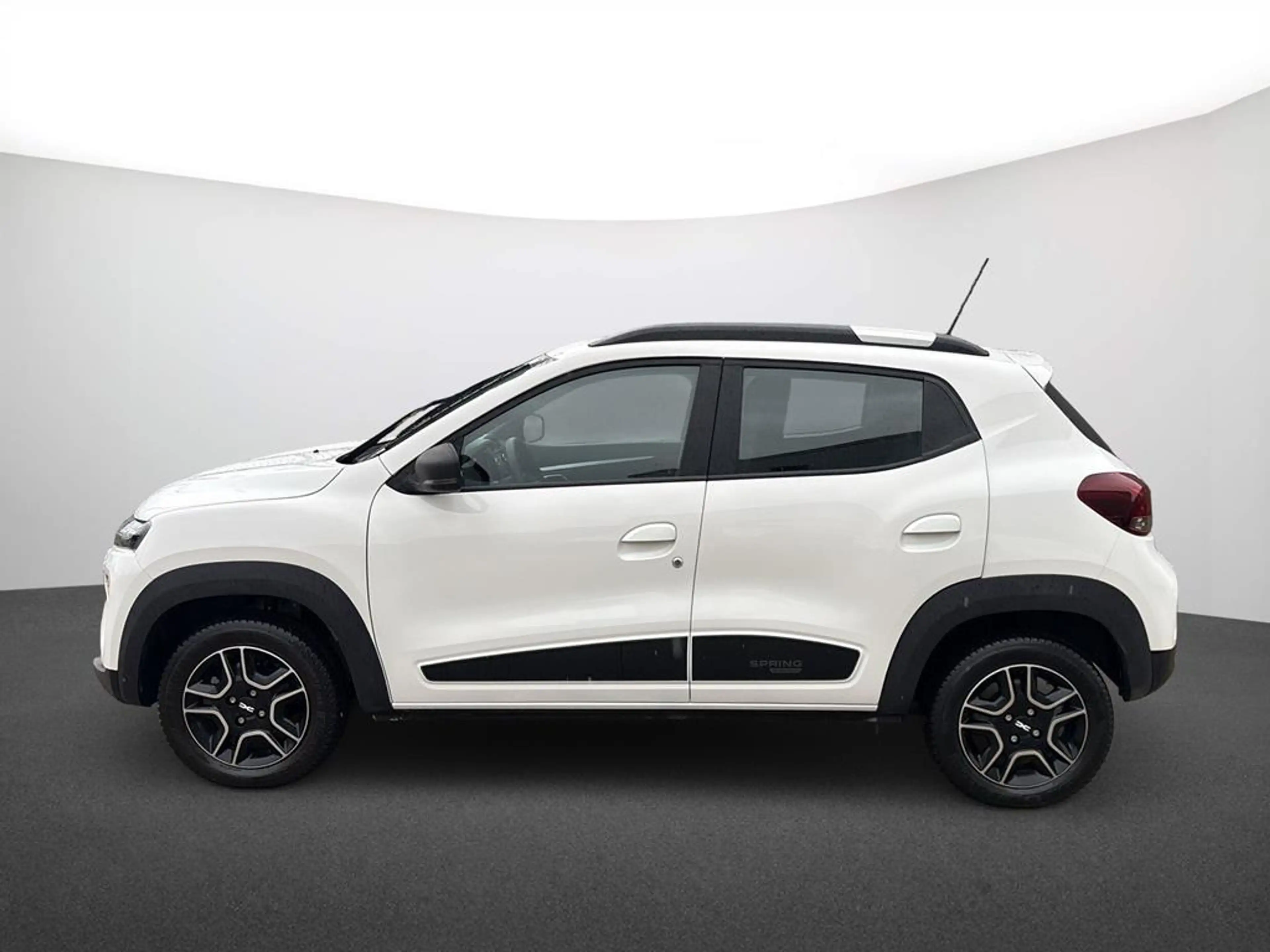 Dacia Spring Electric 45 Essential — photo 4