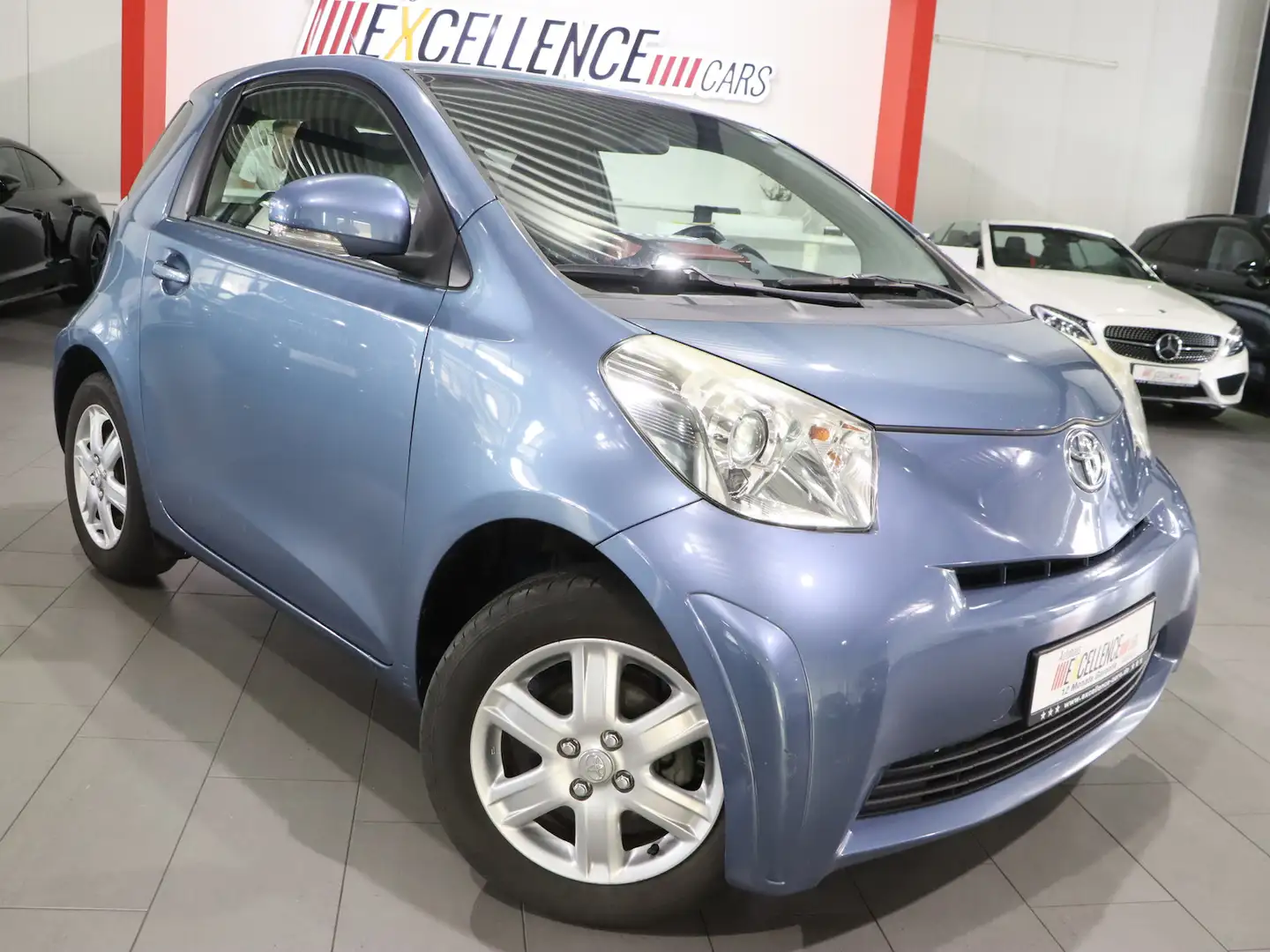 Toyota iQ 1.0 / ERSTE HAND / NAVI-PLUS Modrá - 2