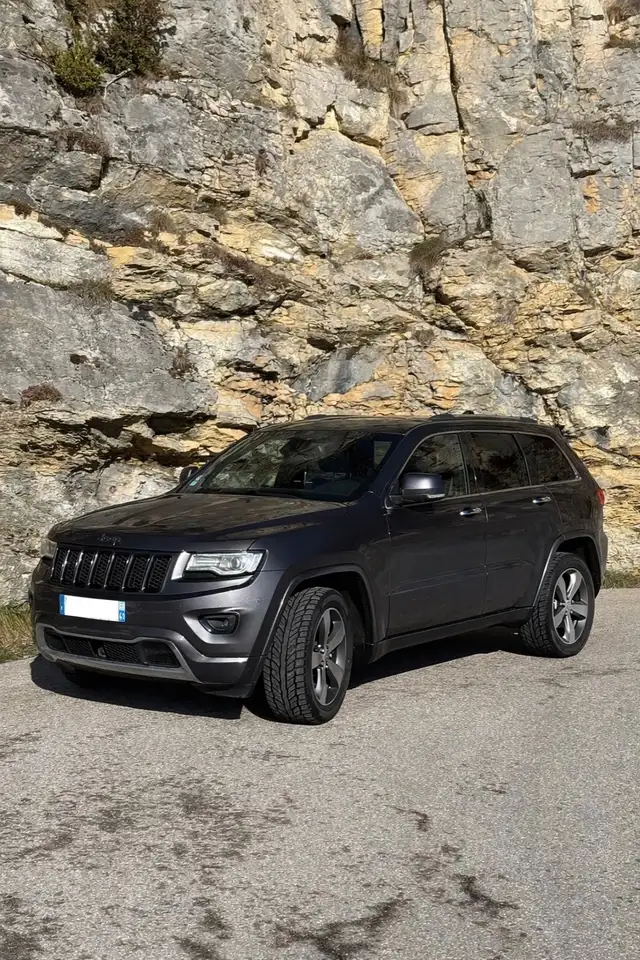 Jeep Grand Cherokee V6 3.0 CRD 250 Overland A