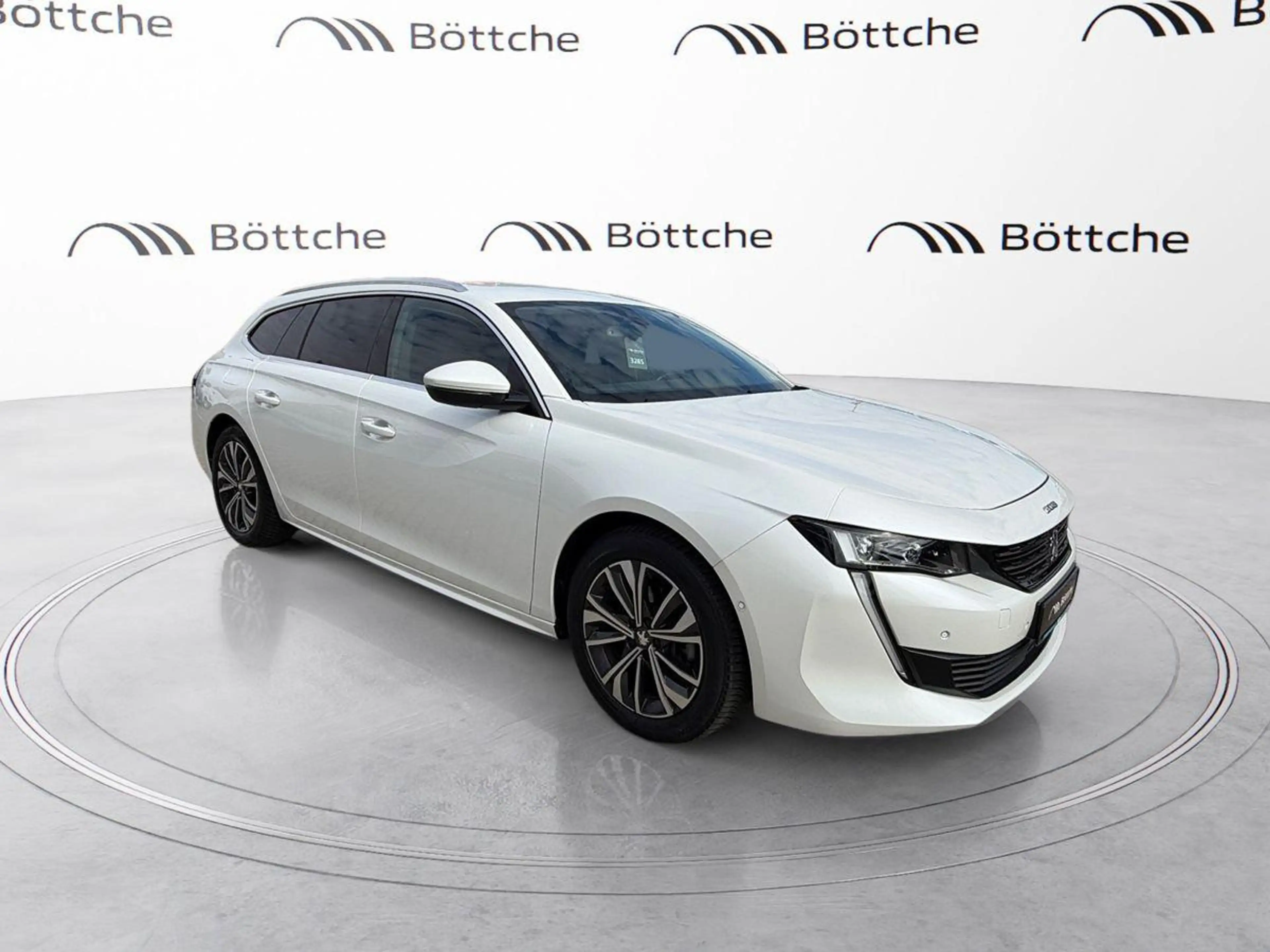 Peugeot 508 1.6 PureTech — photo 5