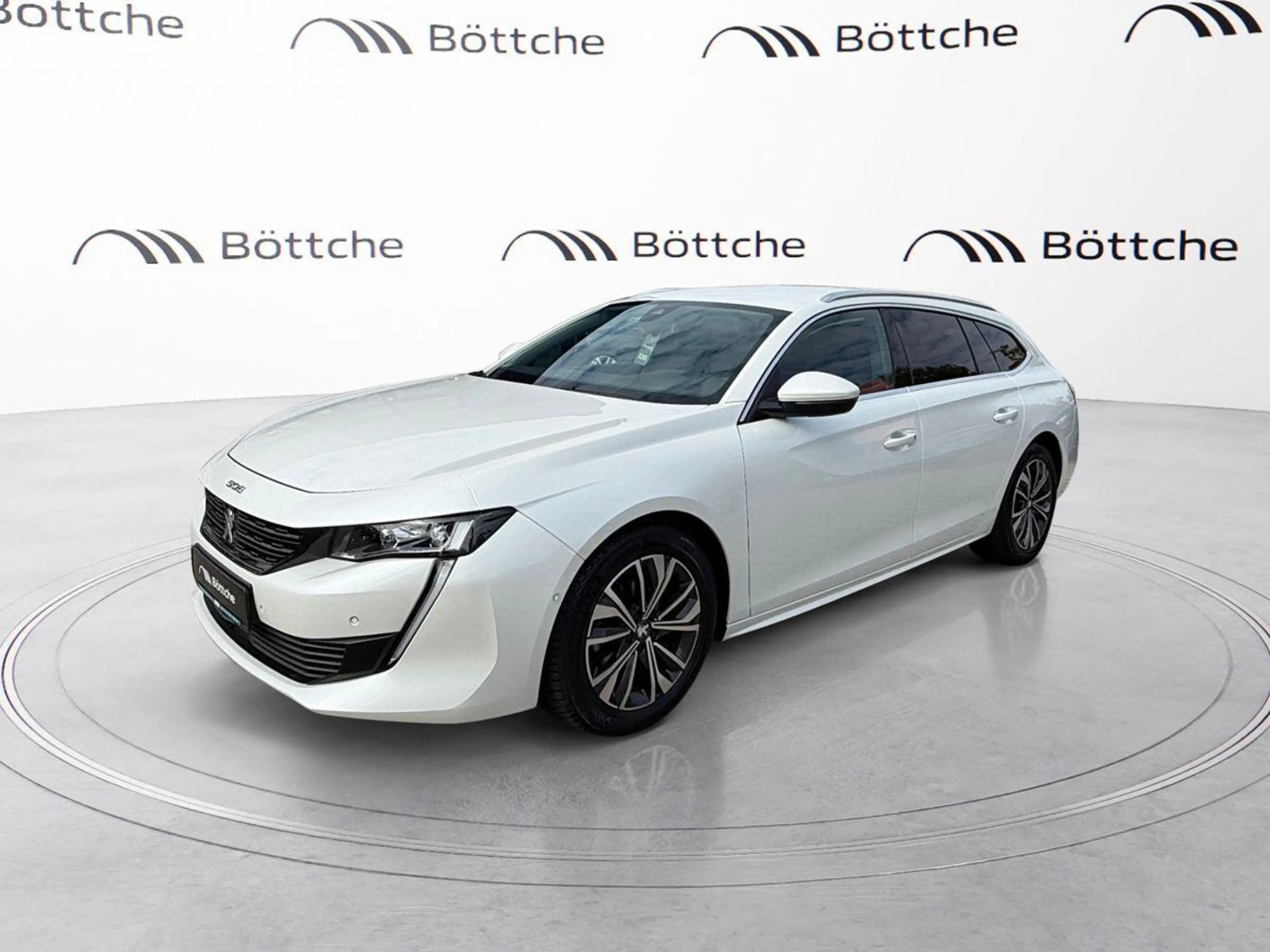 Peugeot 508 1.6 PureTech — photo 2