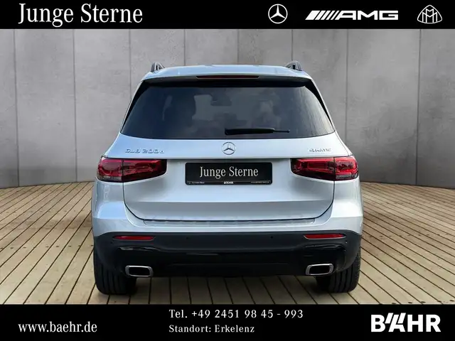Mercedes-Benz GLB view 8