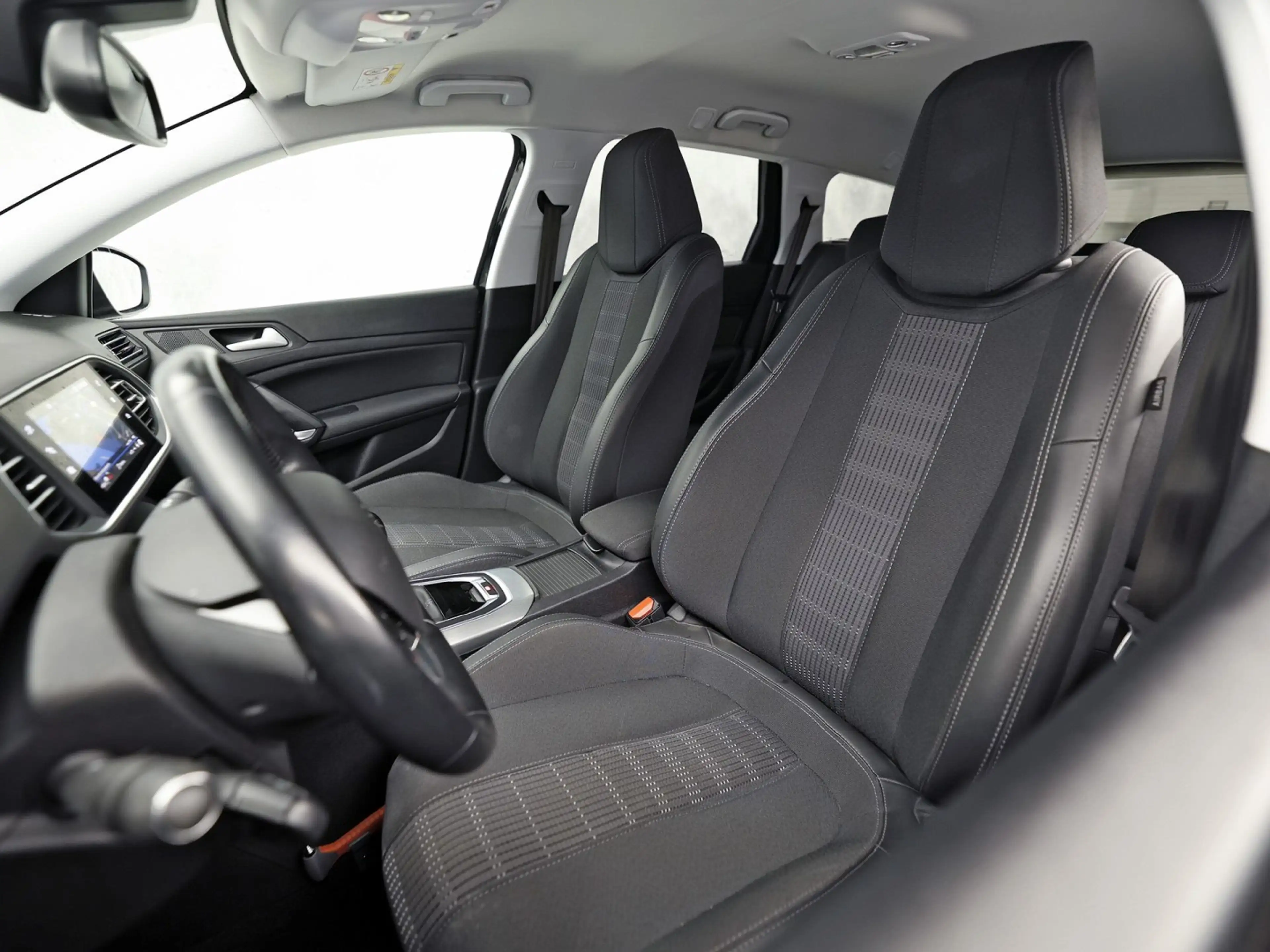 Peugeot 308 SW 1.2 PureTech Premium Sport (VIRTUAL COCKPIT, AP — photo 12