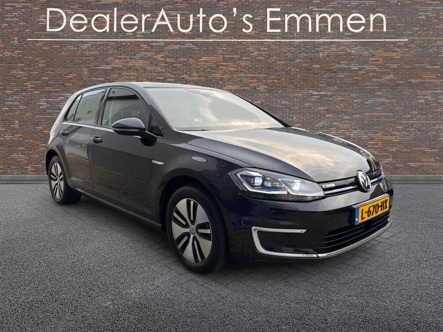Volkswagen e-Golf e-Golf Zwart - 1