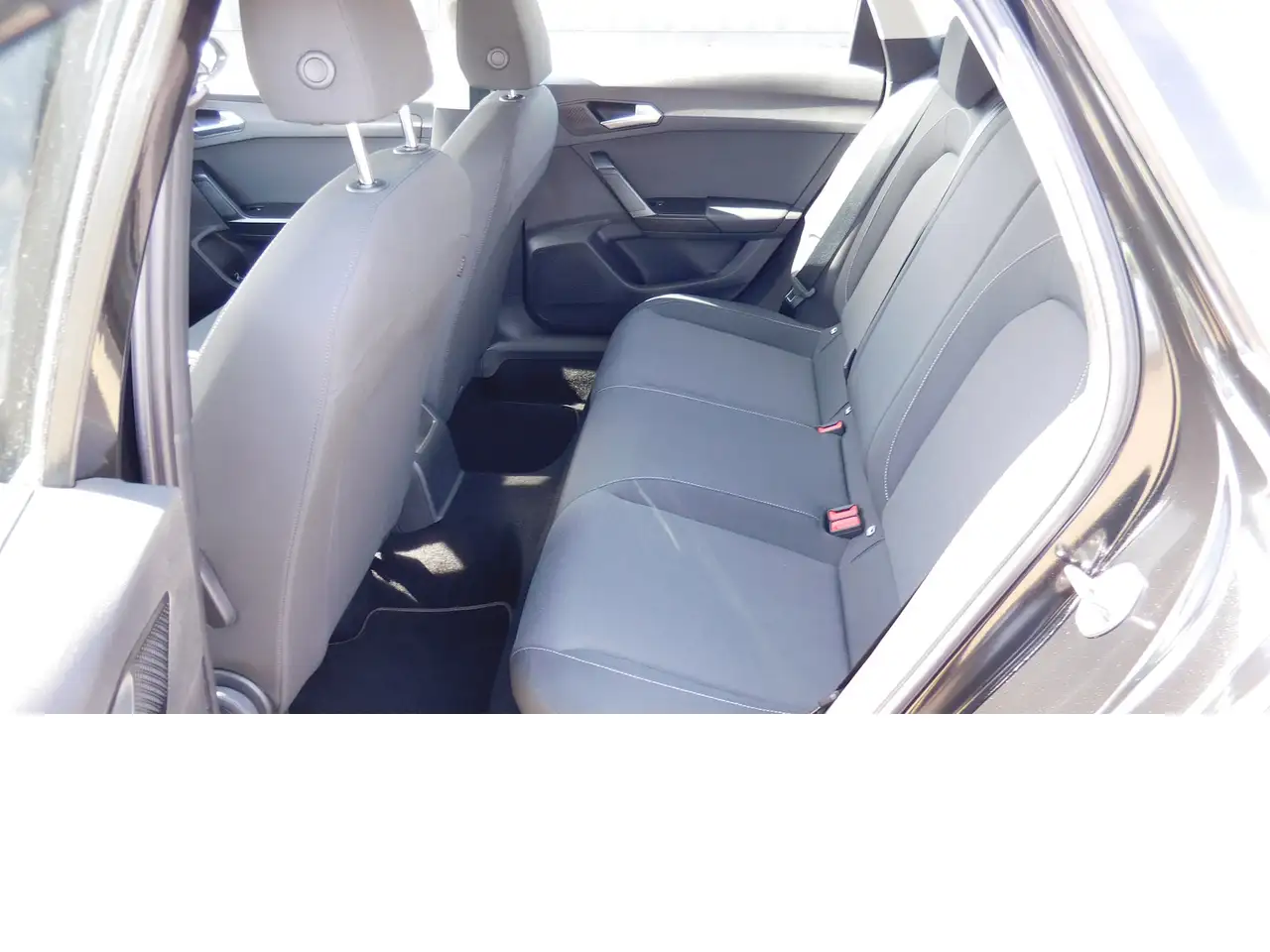 SEAT Leon 2.0 Kombi Reference TDI BMT LED Klima Navi, миниатюра 11
