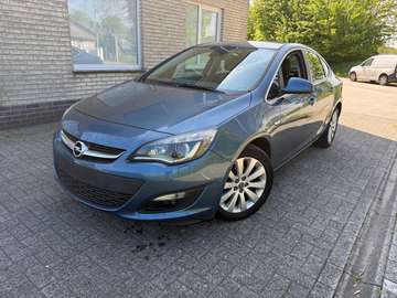 Astra 1.4 Turbo Cosmo