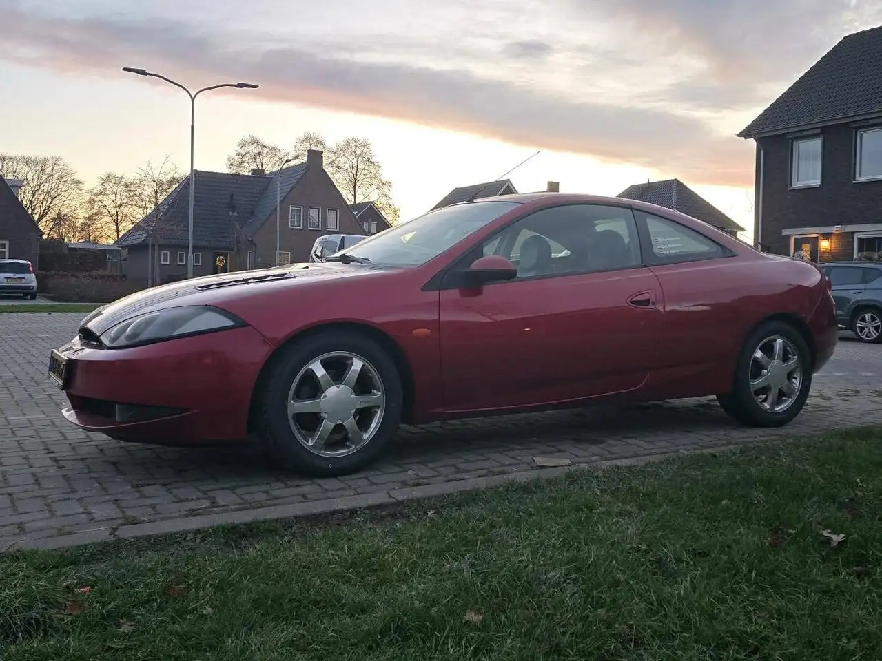 Ford Cougar 2.5-24V V6, foto 3