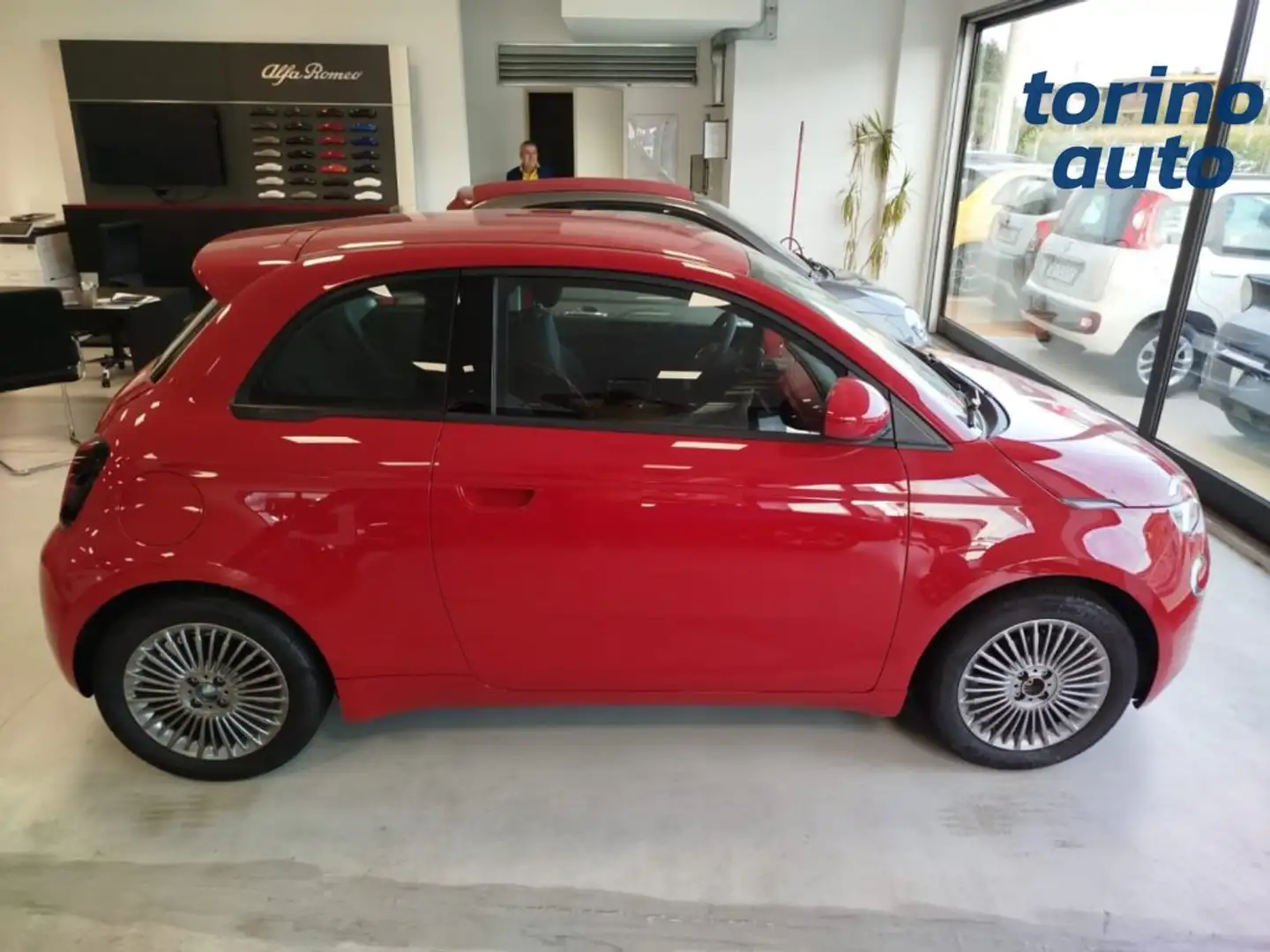 Fiat 500e Red Berlina 23,65 kWh Rot - 2