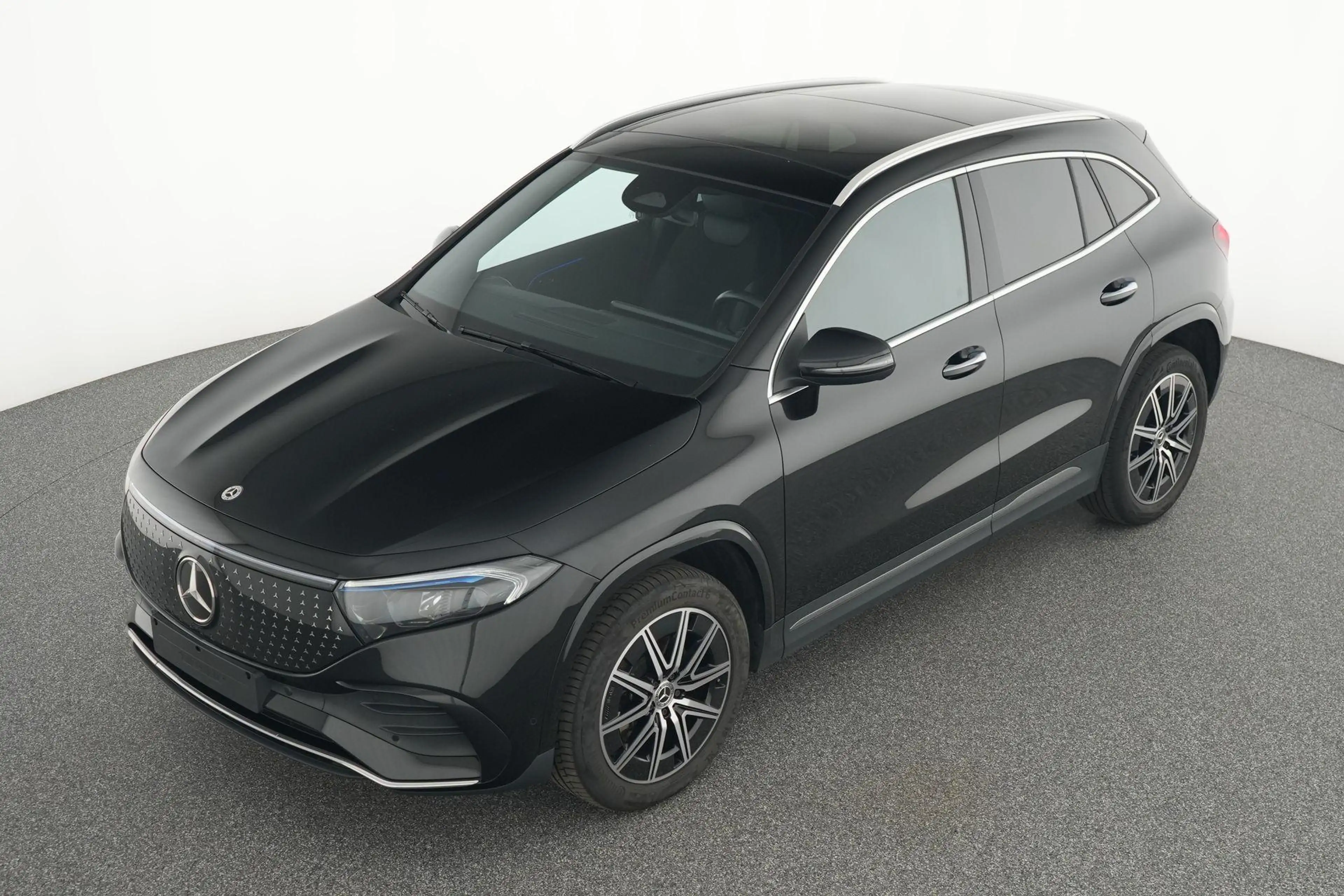 Mercedes-Benz EQA 250 250+ AMG Line — photo 11