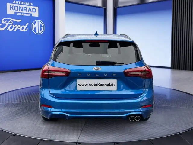 Ford Focus view 6