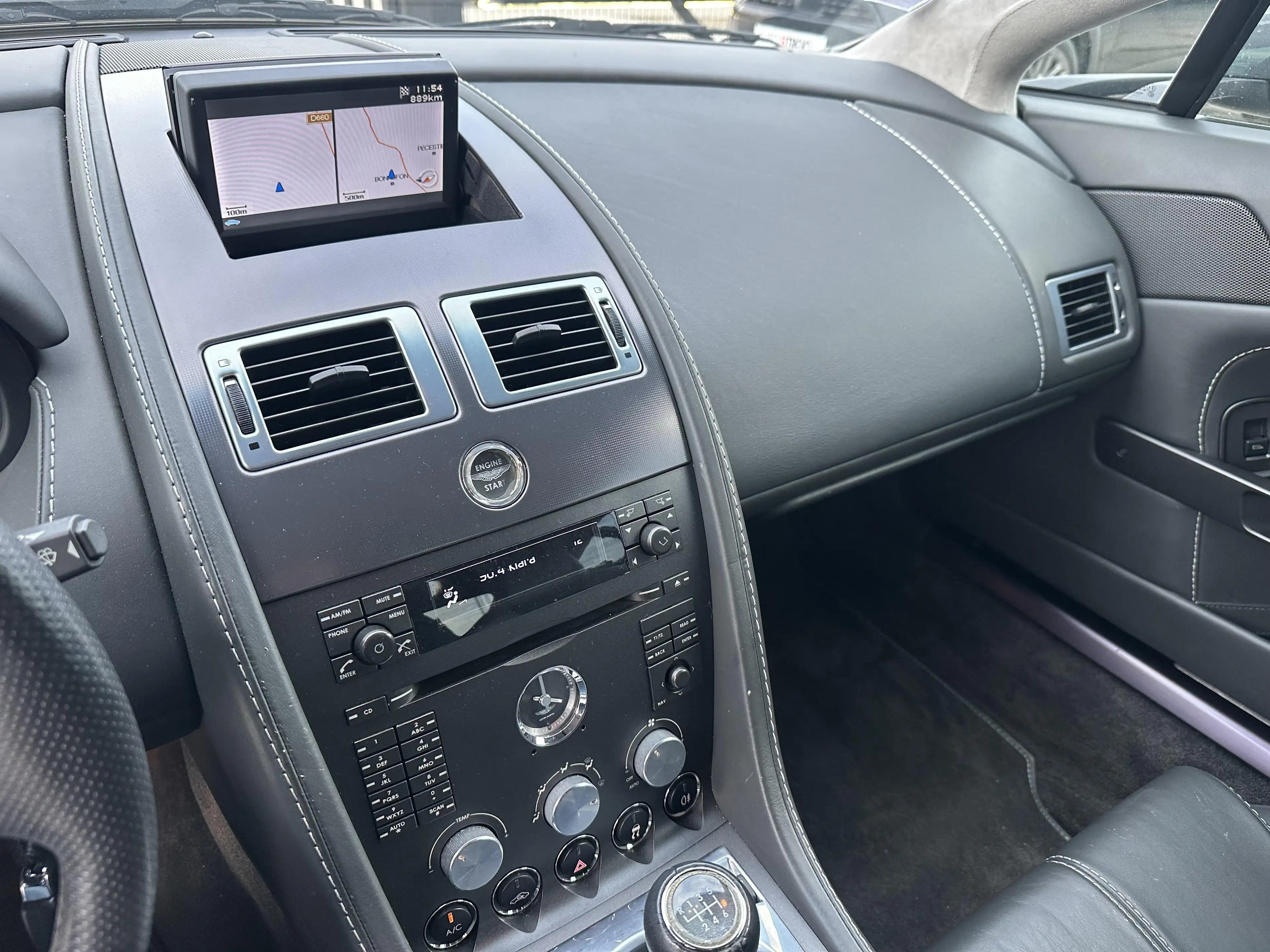 Aston Martin V8 V8 4.3i MANUAL GEAR | 1owner — photo 15