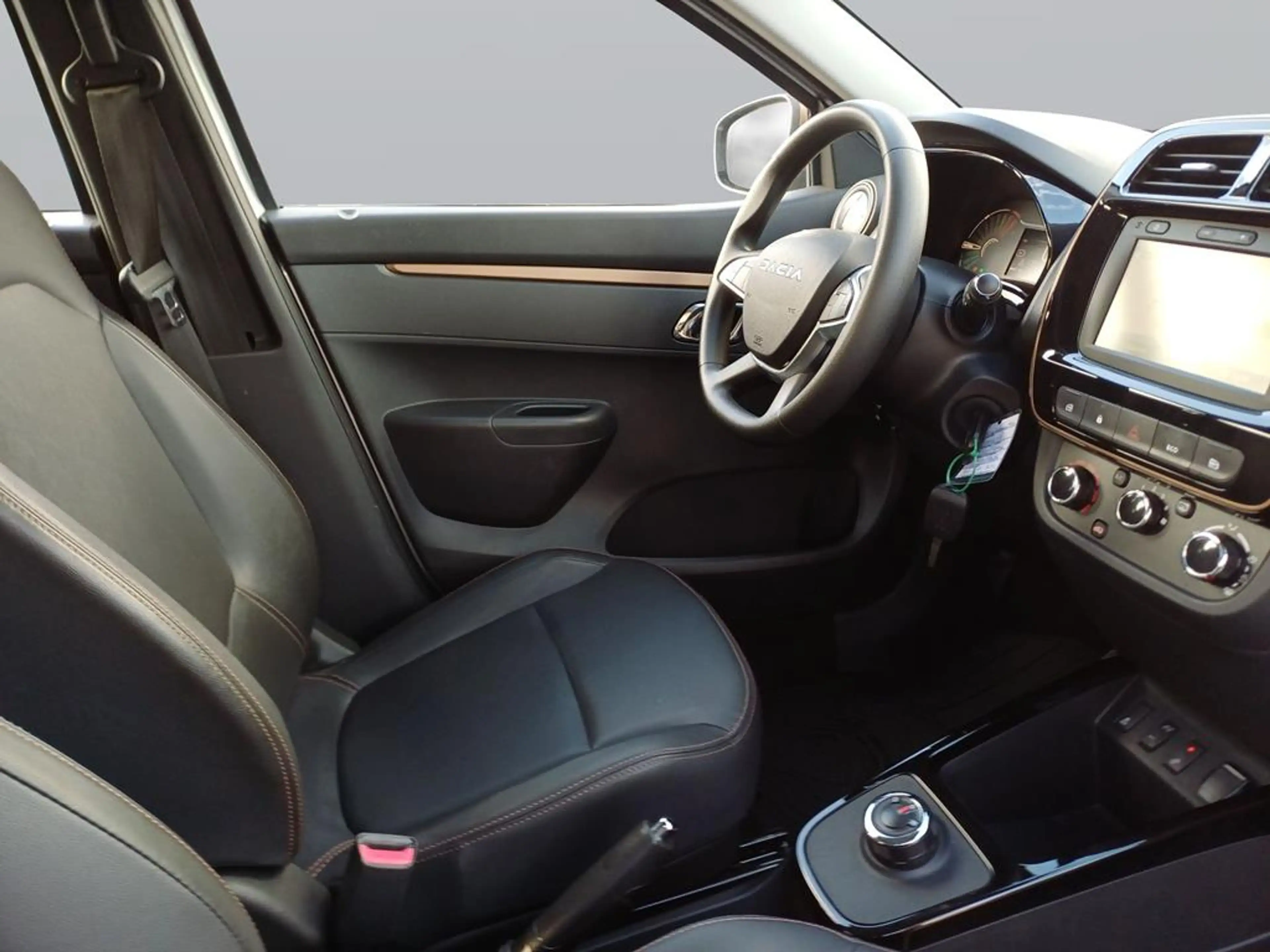 Dacia Spring Extreme — photo 11