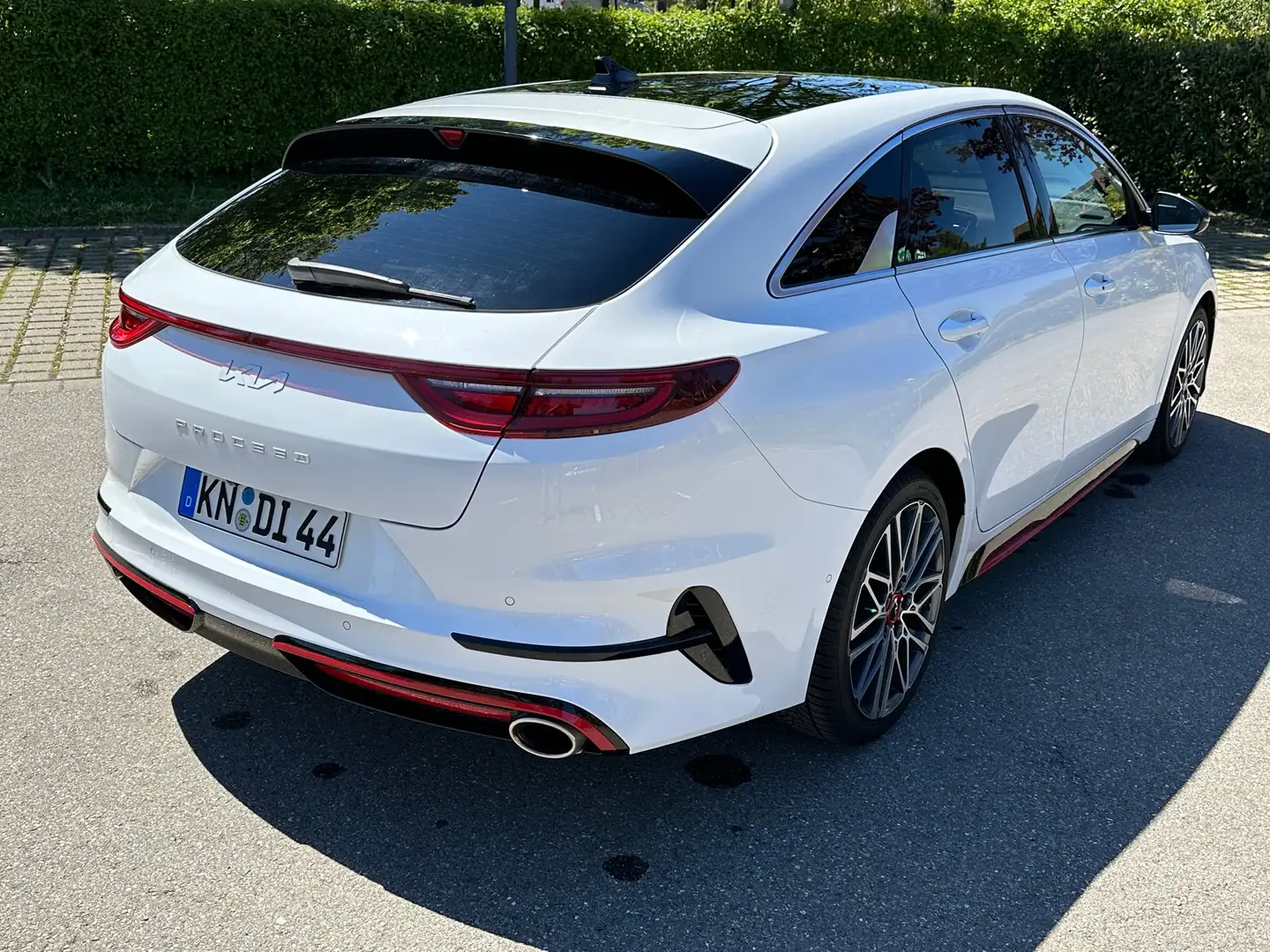 Kia ProCeed / pro_cee'd 1.6 T-GDI DCT7 OPF GT Panoramaschiebedach Weiß - 2