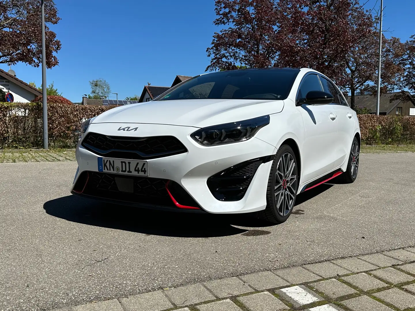 Kia ProCeed / pro_cee'd 1.6 T-GDI DCT7 OPF GT Panoramaschiebedach Weiß - 1