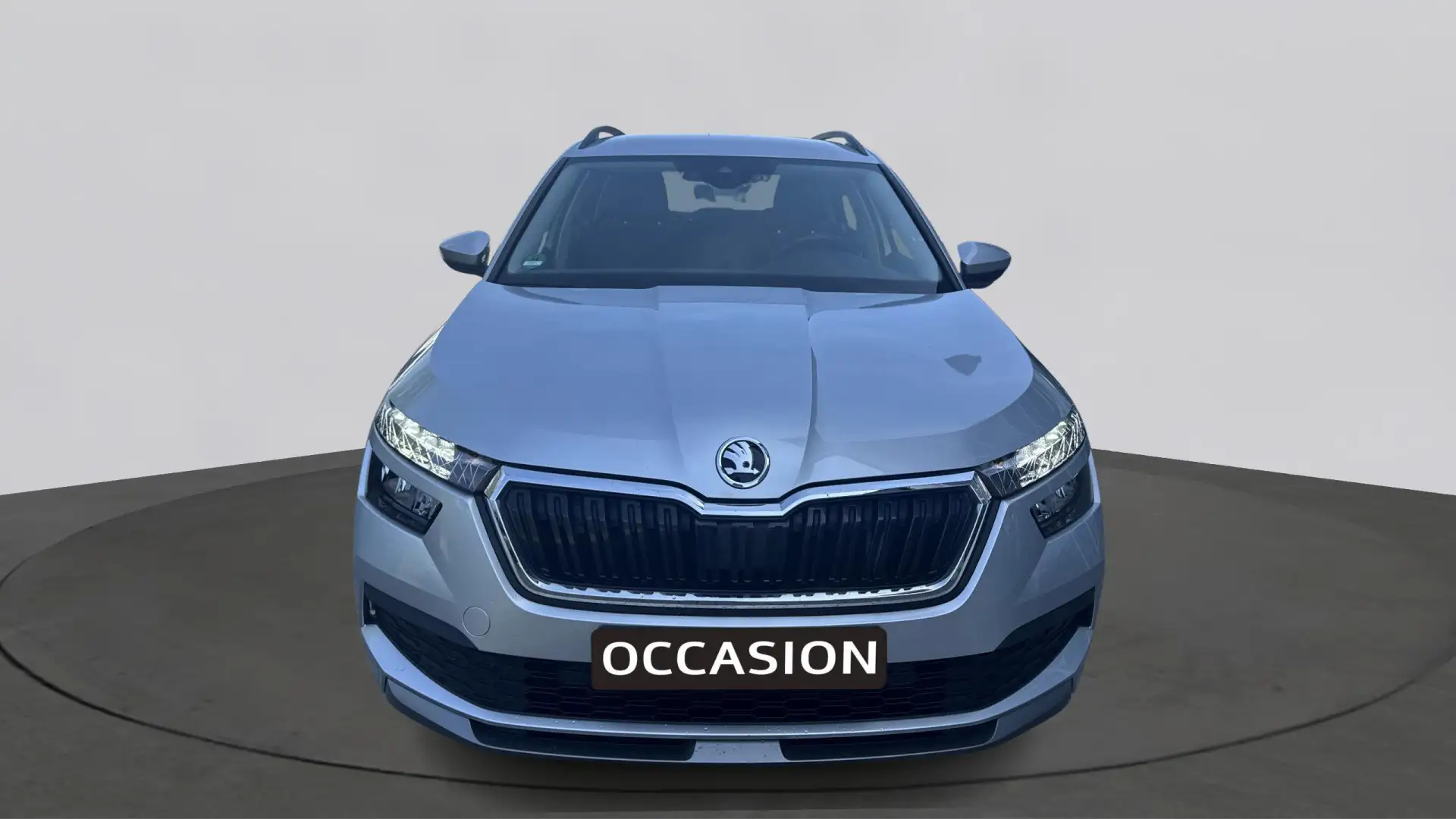 Skoda Kamiq 1.0 TSI Ambition Gris - 2