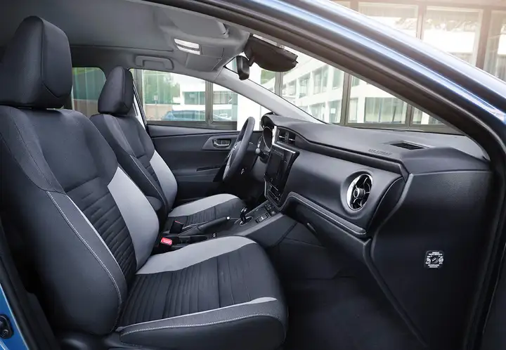 Toyota Auris 2017, foto 16