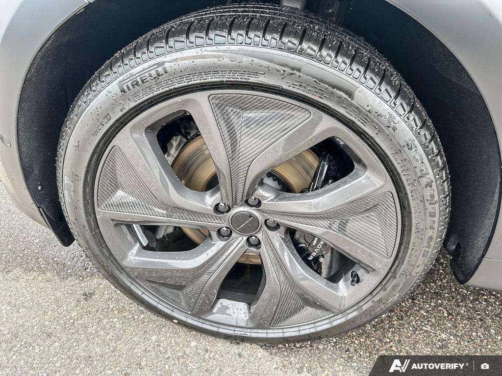 2026 Land Rover Range Rover Sport P530 Dynamic SE thumb 6