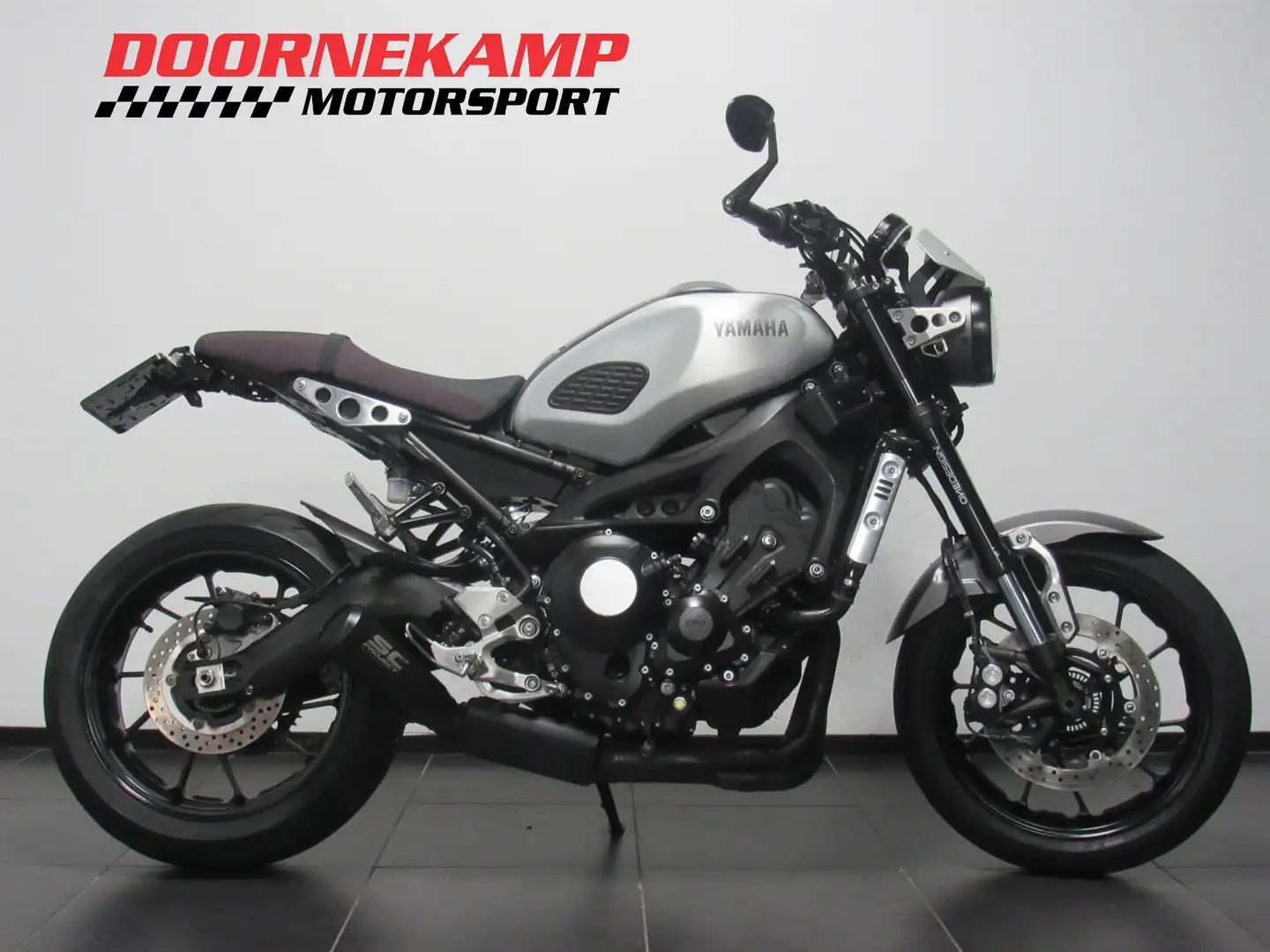 Yamaha XSR 900 ABS Grijs - 1