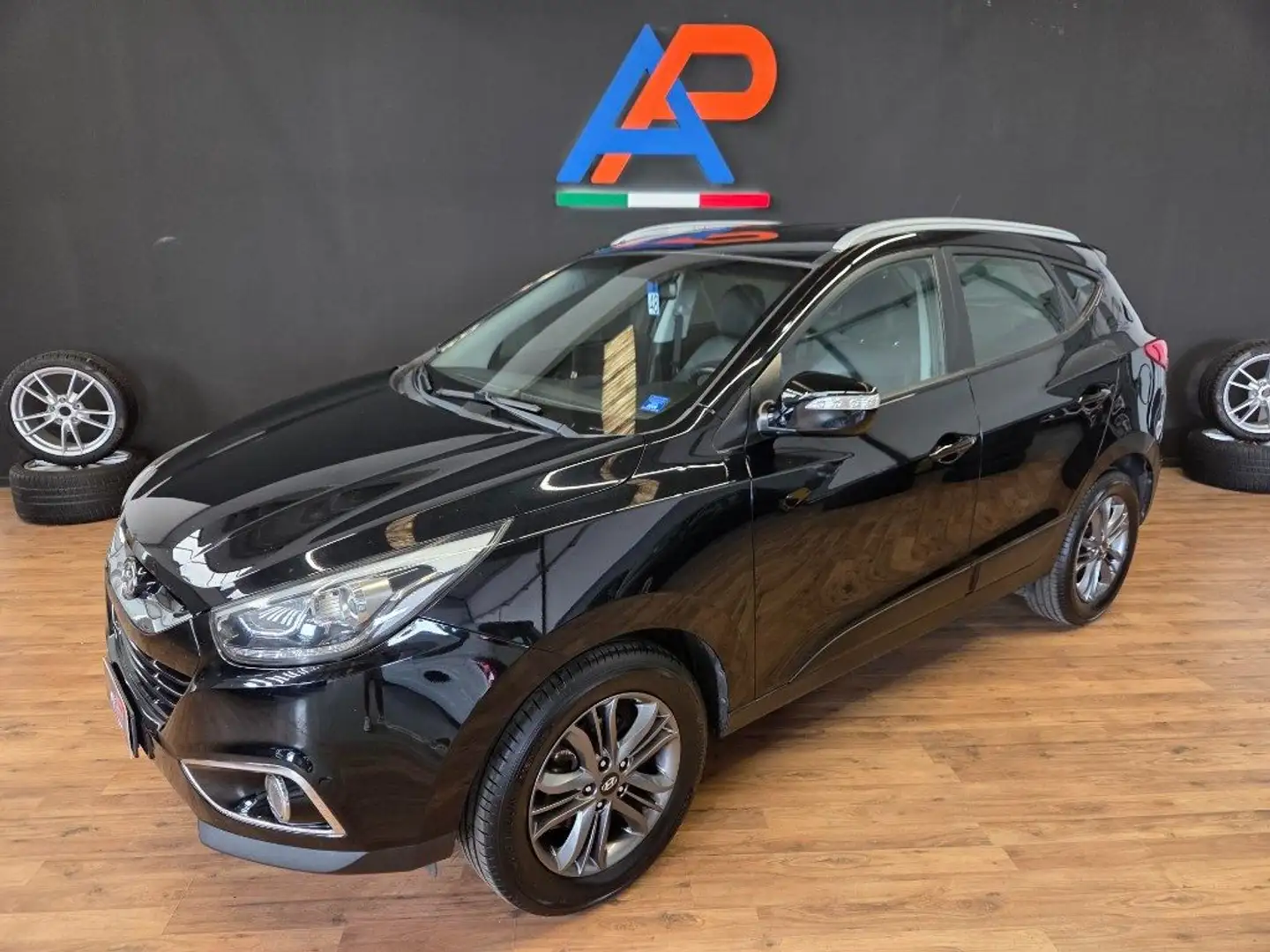 Hyundai iX35 1.7 CRDi 2WD Xpossible Nero - 2