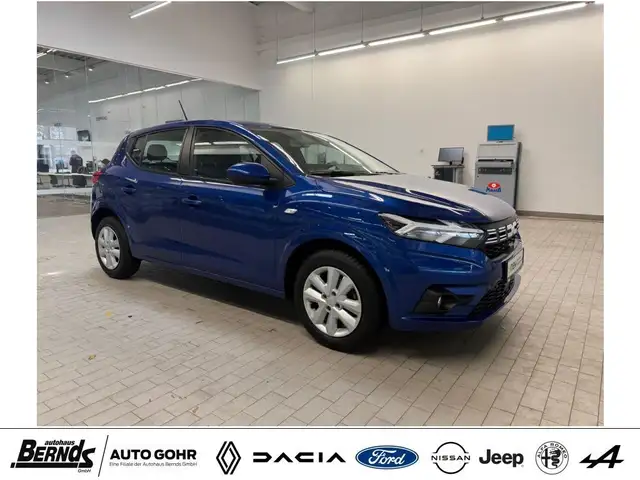 Dacia Sandero view 2
