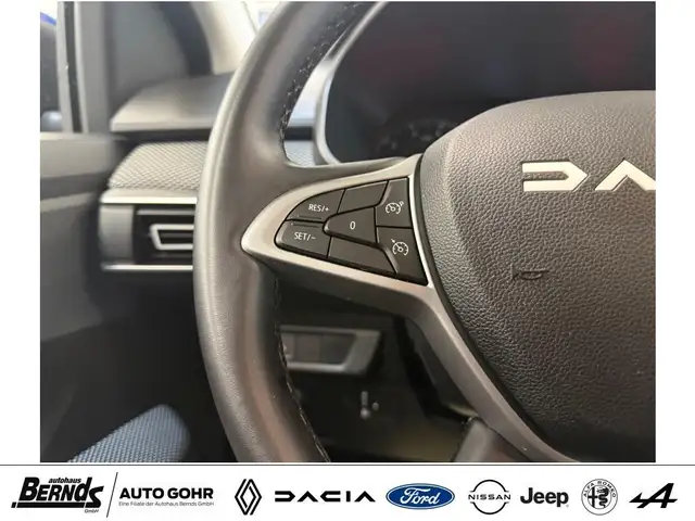 Dacia Sandero view 12
