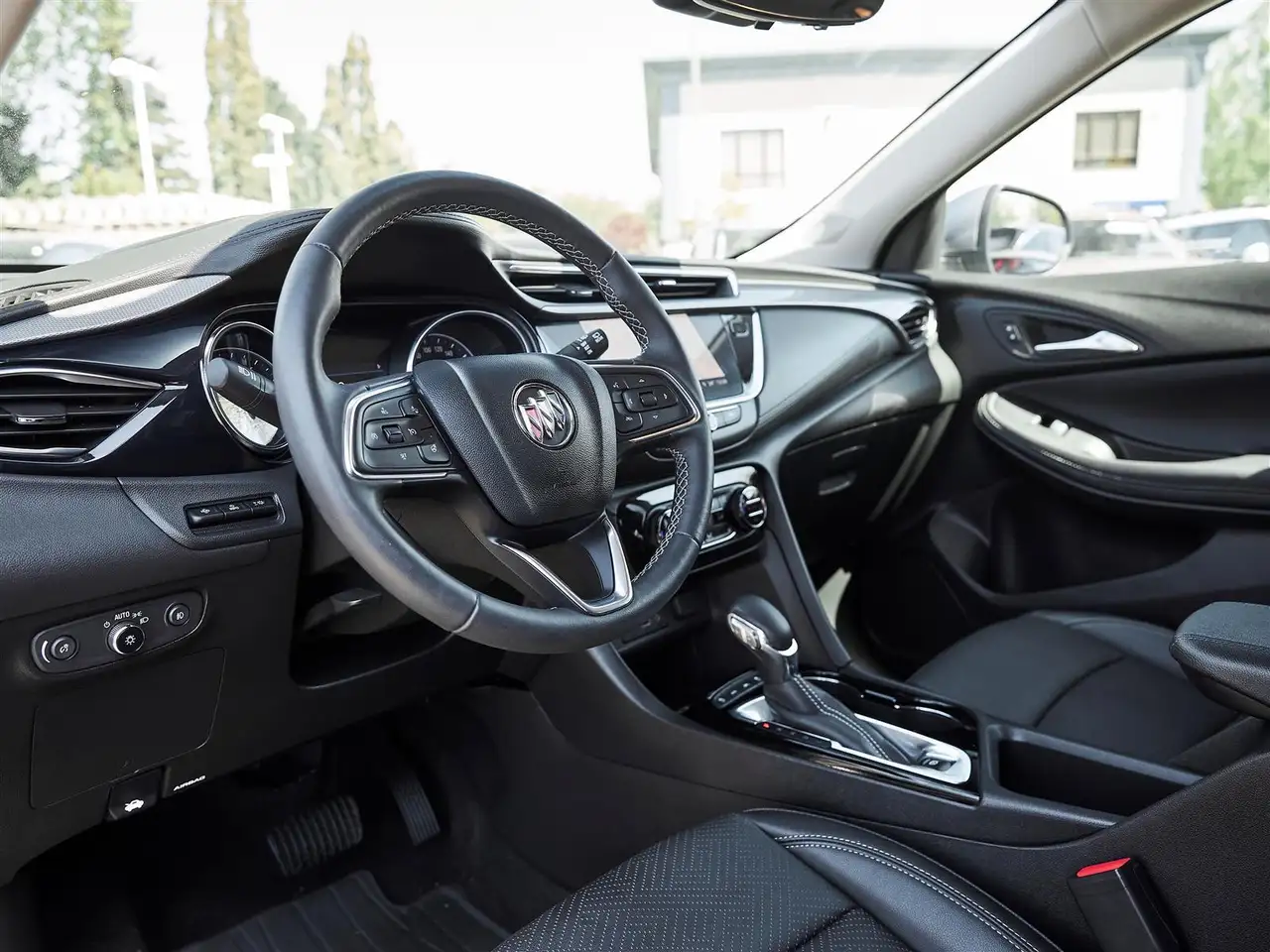Buick Encore photo Buick Encore