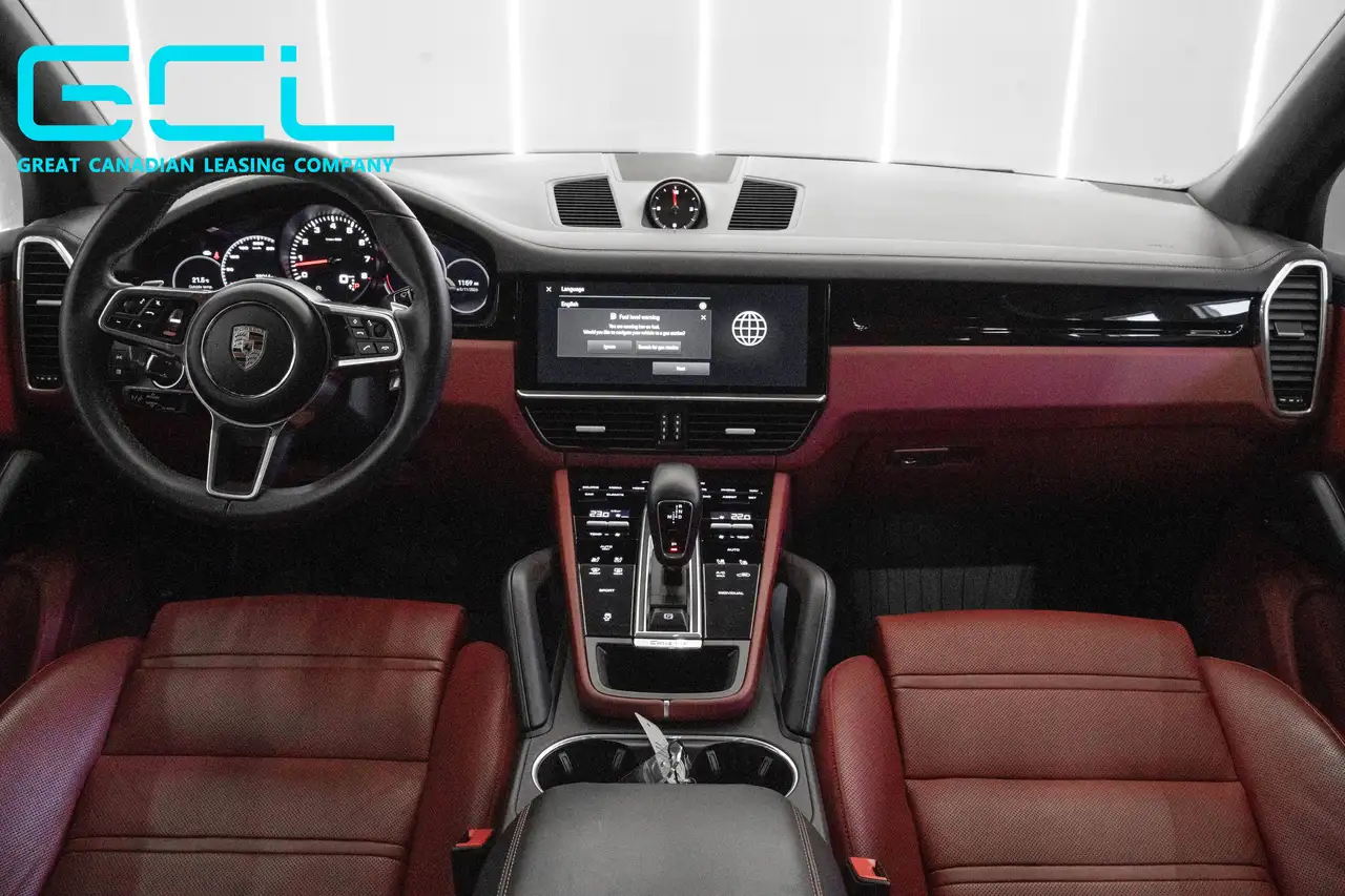 Porsche Cayenne снимка Porsche Cayenne