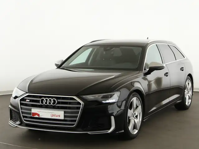 Audi S6 view 2