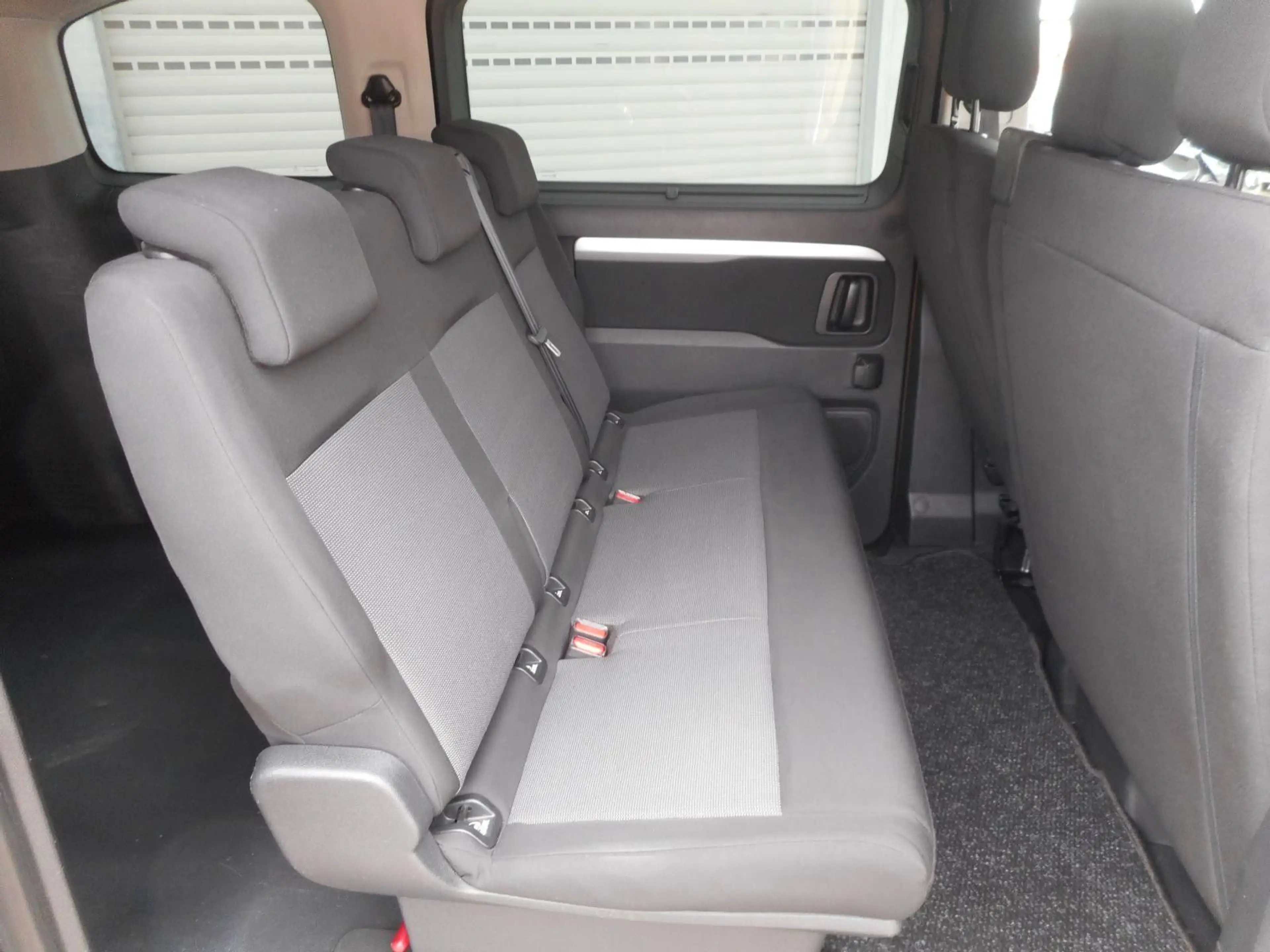 Citroen Spacetourer Spacetourer BHDI150 Business M — photo 12