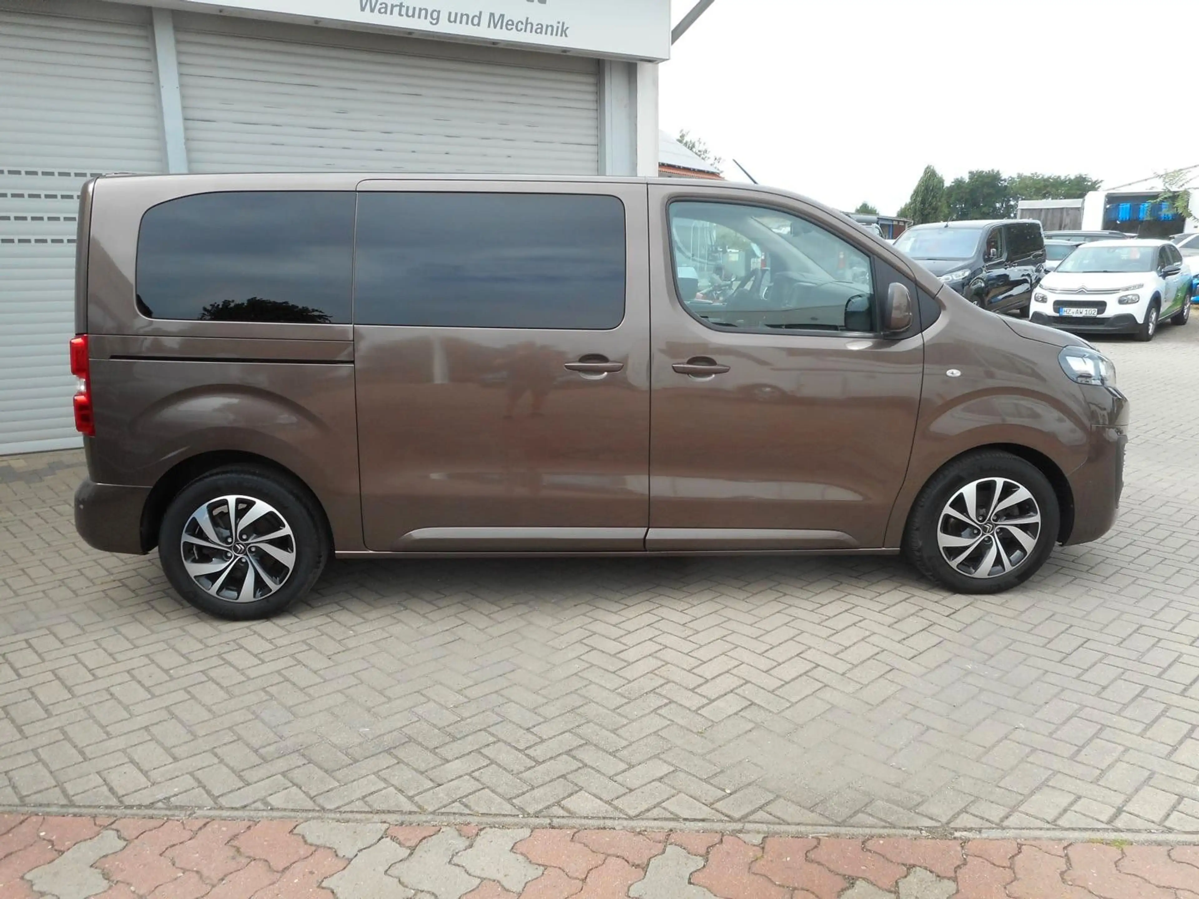 Citroen Spacetourer Spacetourer BHDI150 Business M — photo 8