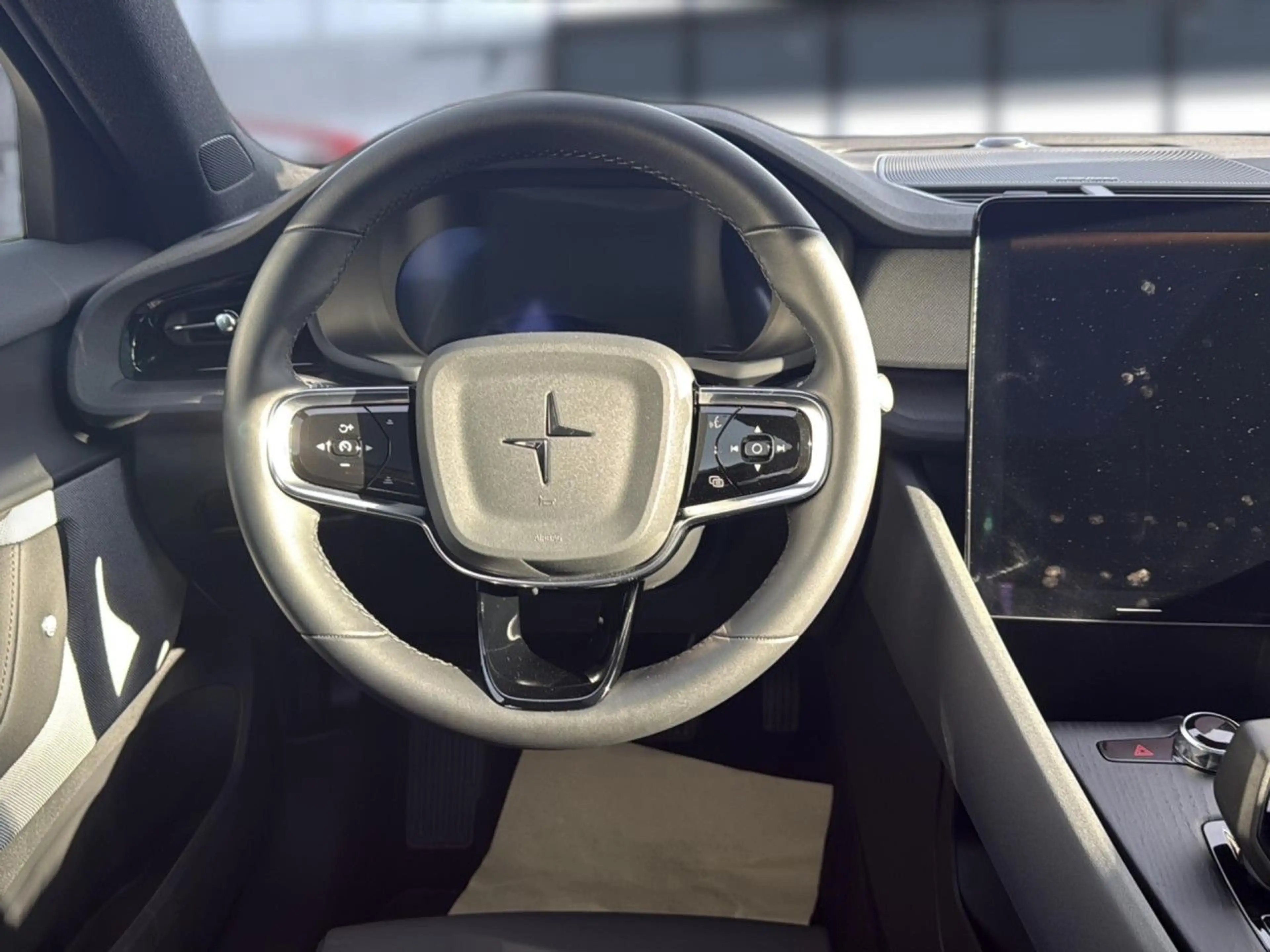 Polestar 2 Long Range Single Bluetooth LED Klima — photo 18