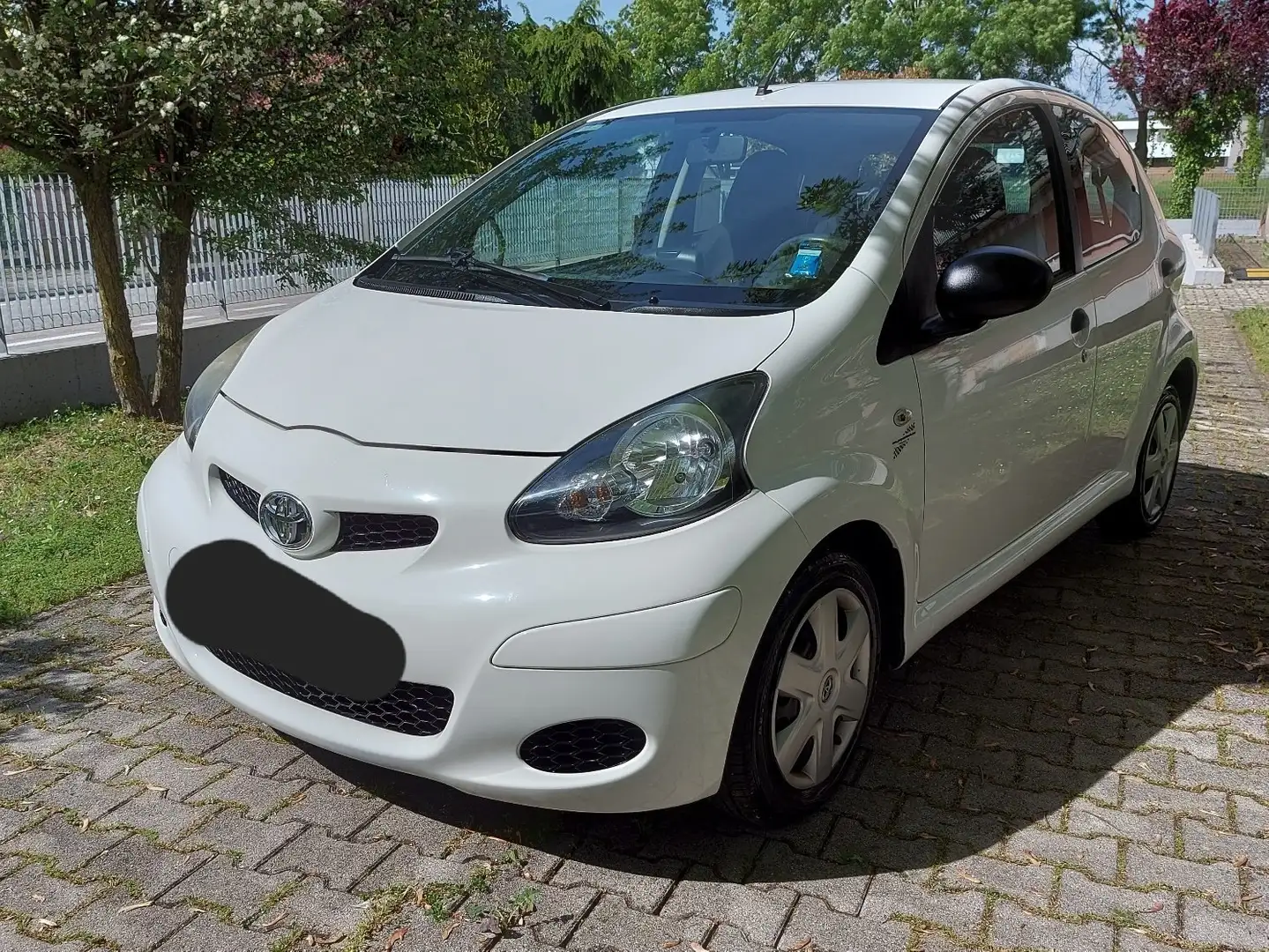 Toyota Aygo 5p 1.0 Sol Connect Bianco - 1