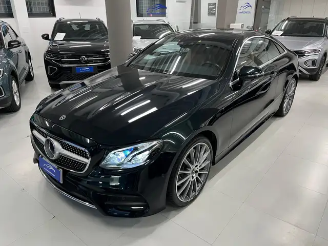 Mercedes-Benz E 220 d Coupe 194cv 4Matic Premium Plus AMG
