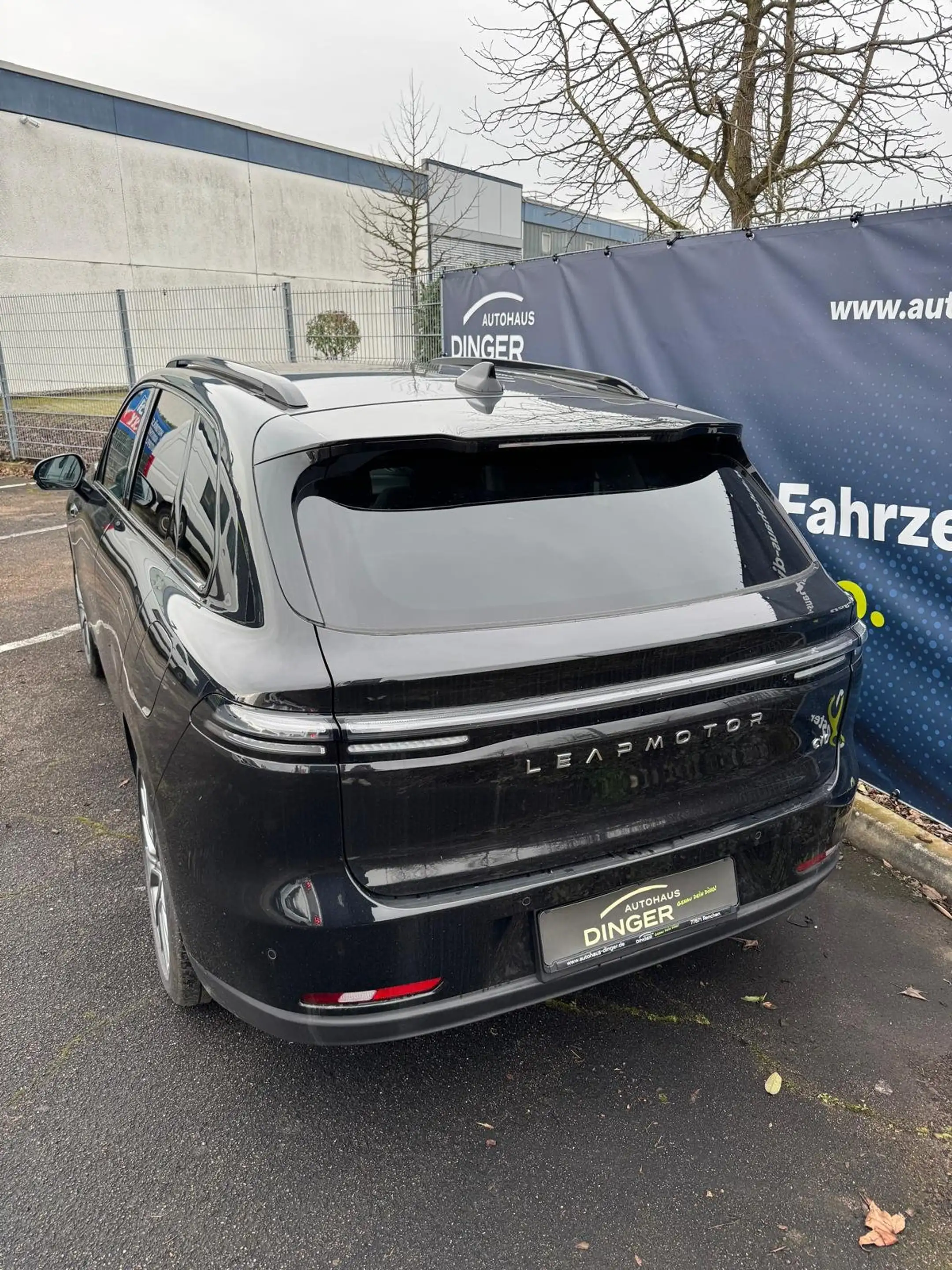 Leapmotor C10 C10 REEV 28,4 kWh Design — photo 5