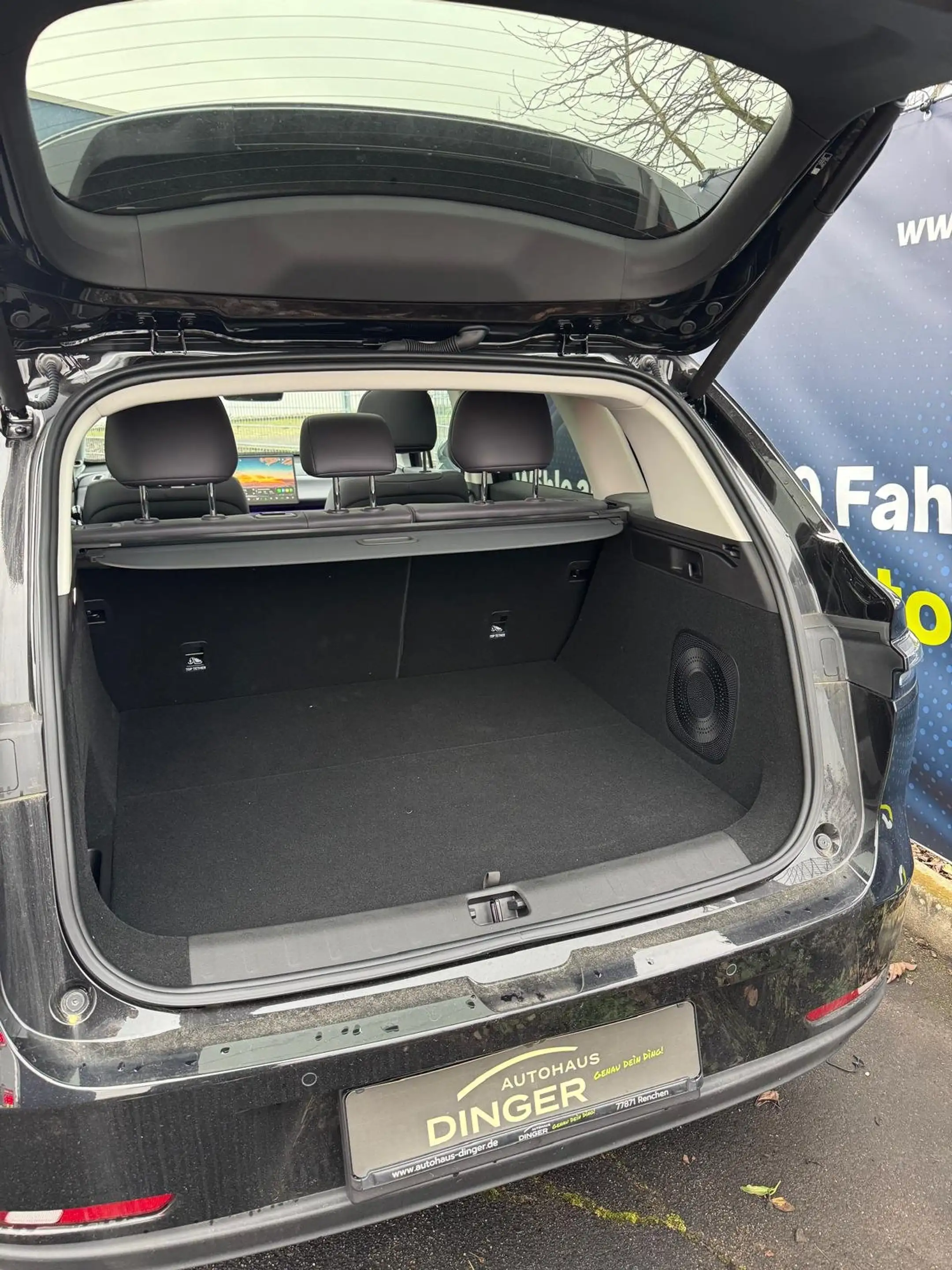 Leapmotor C10 C10 REEV 28,4 kWh Design — photo 6