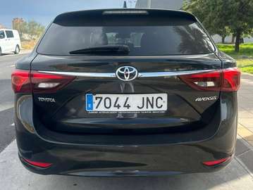 Avensis CS 180D Executive Executive
